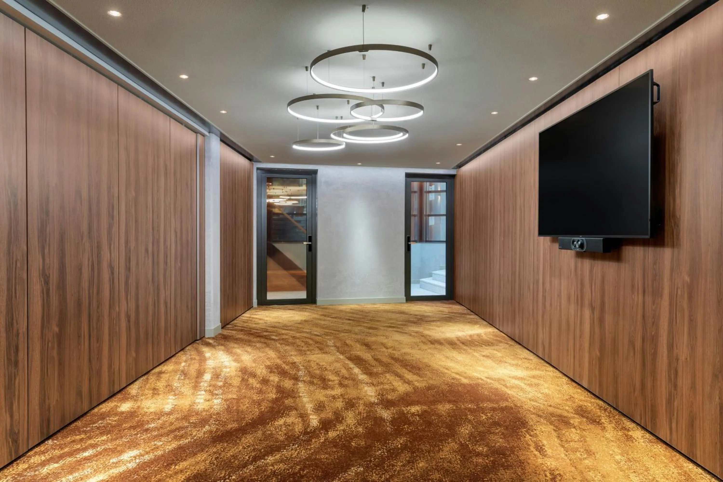 Meeting/conference room, Bed in Renaissance Amsterdam Hotel