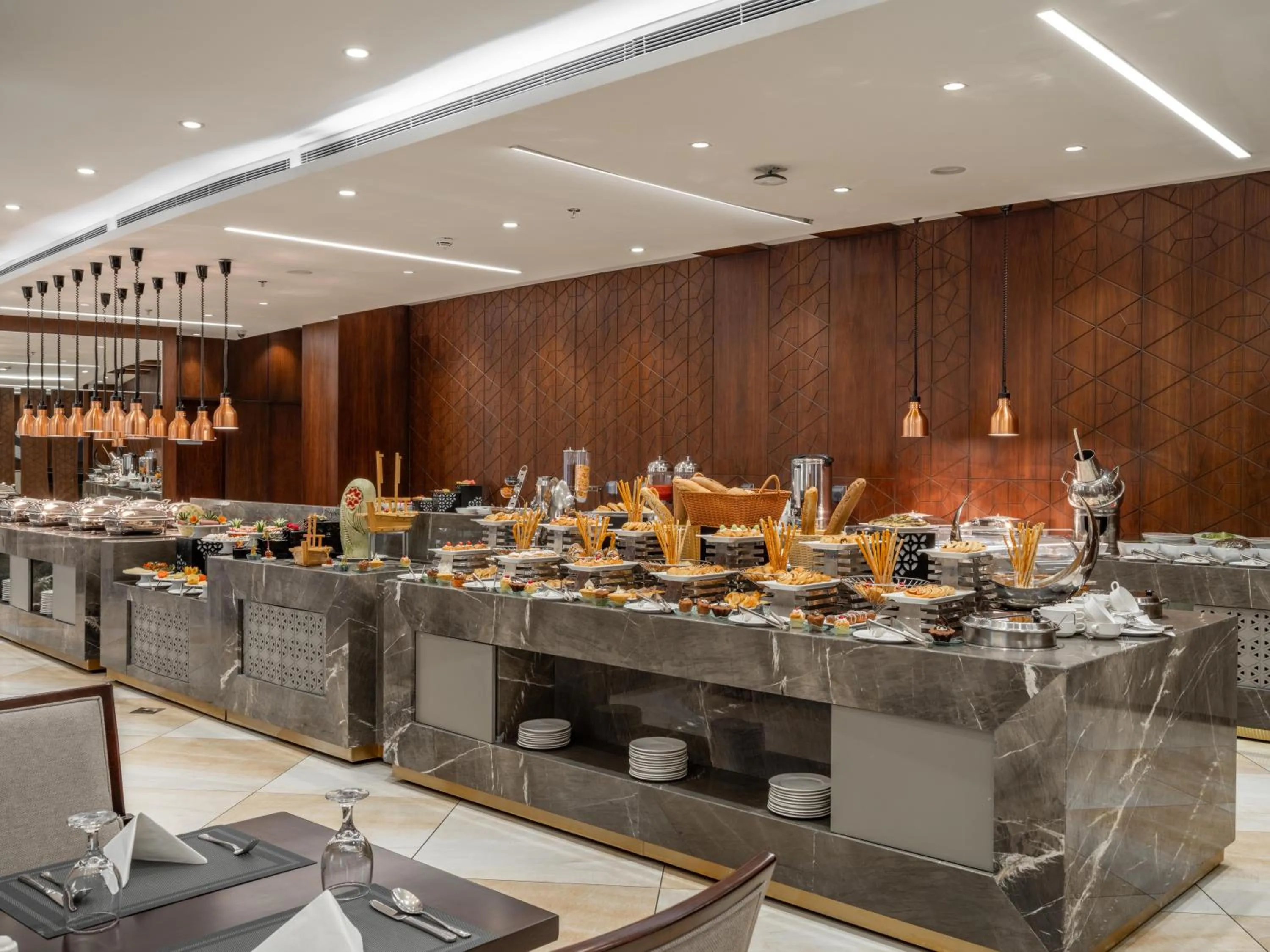 Restaurant/places to eat in Wirgan Hotel Al Nour