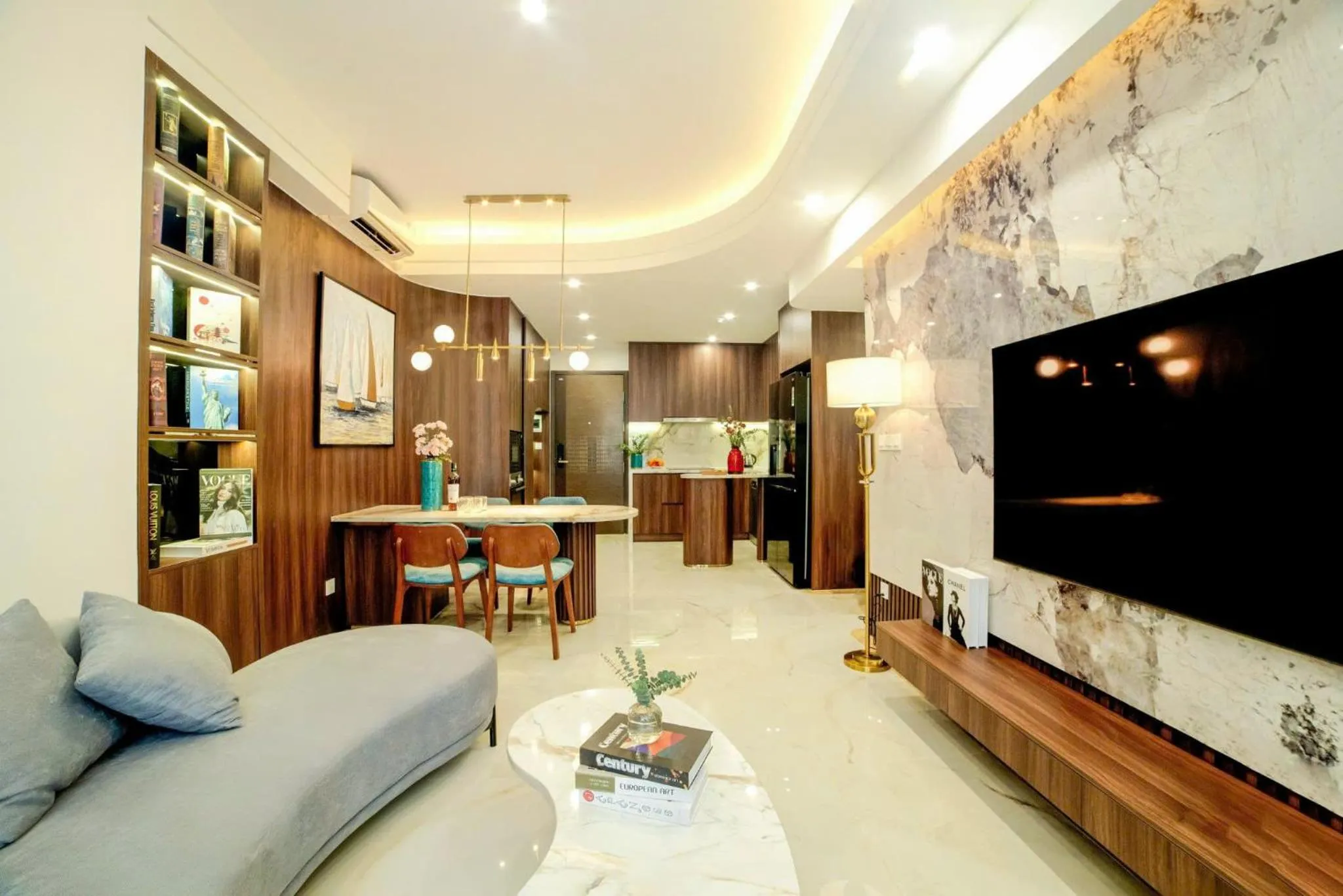 Communal lounge/ TV room in May Soho Saigon Serviced Apartment