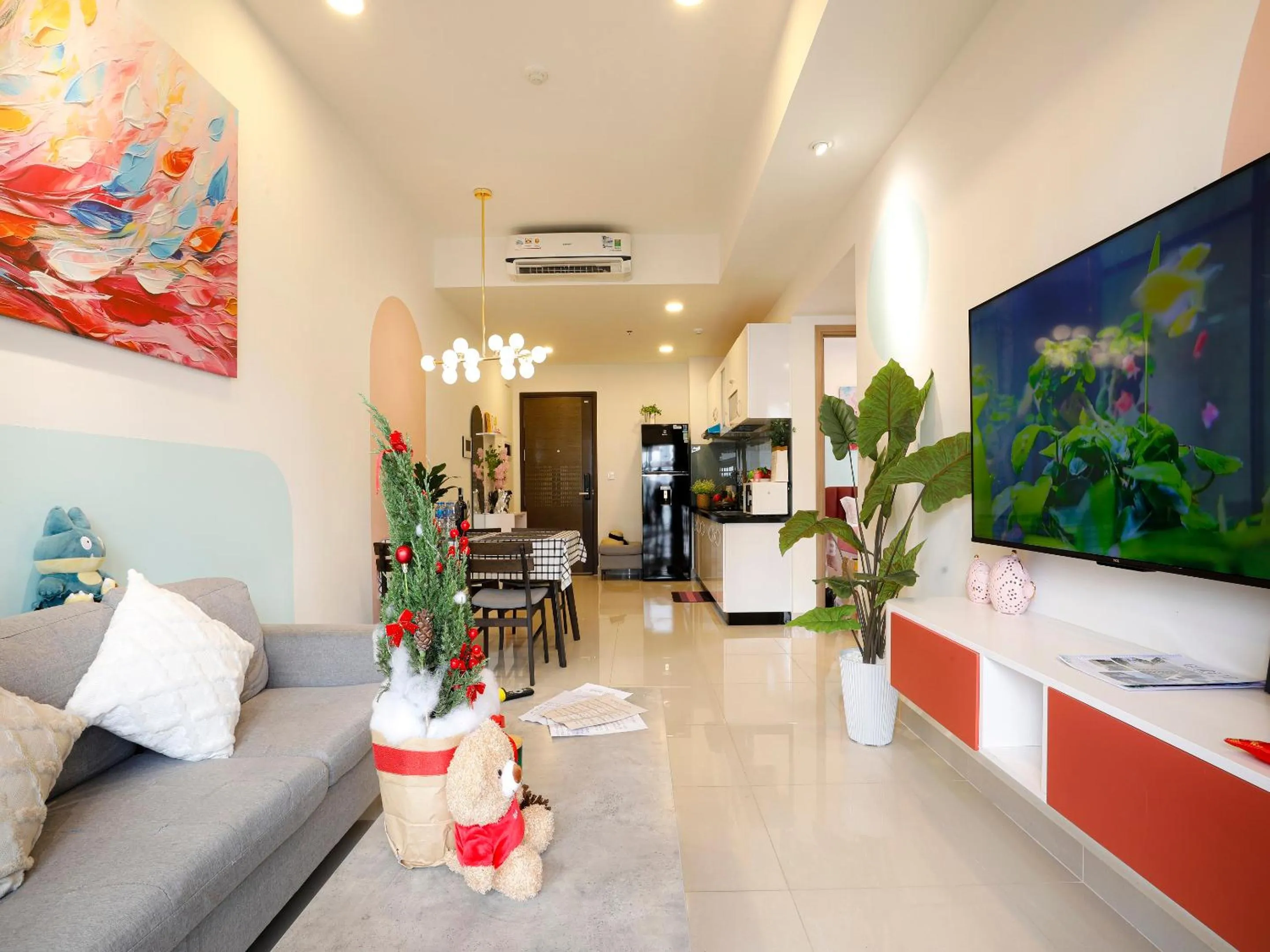 TV and multimedia in May Soho Saigon Serviced Apartment