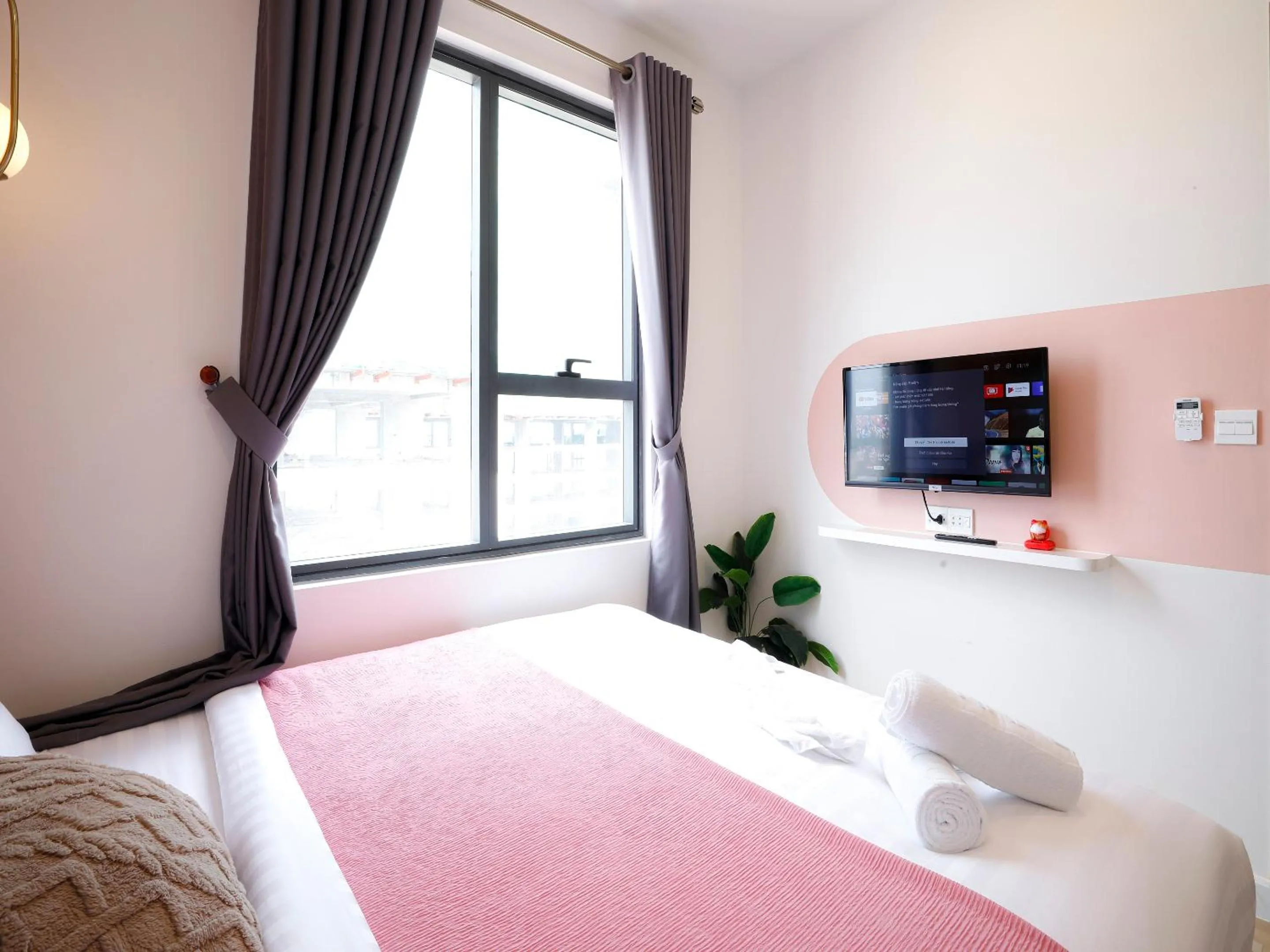 Bed in May Soho Saigon Serviced Apartment