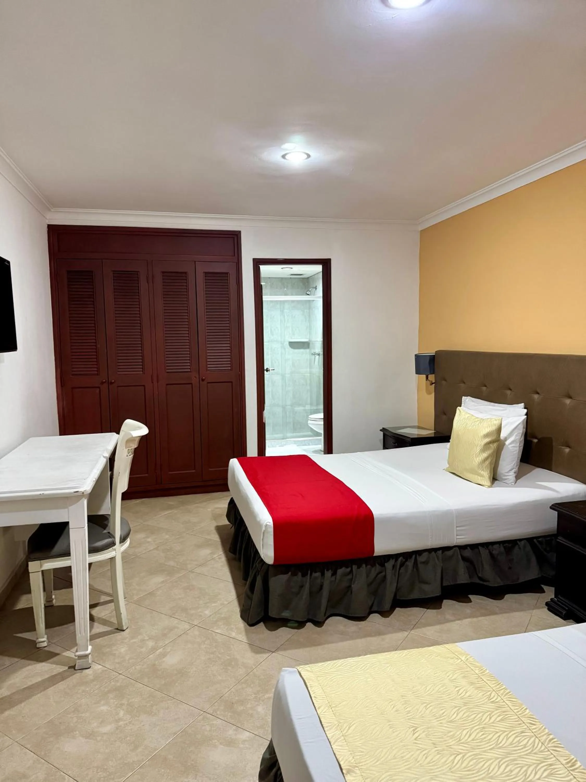 Seating area, Bed in Hotel Prince Plaza - Laureles Estadio