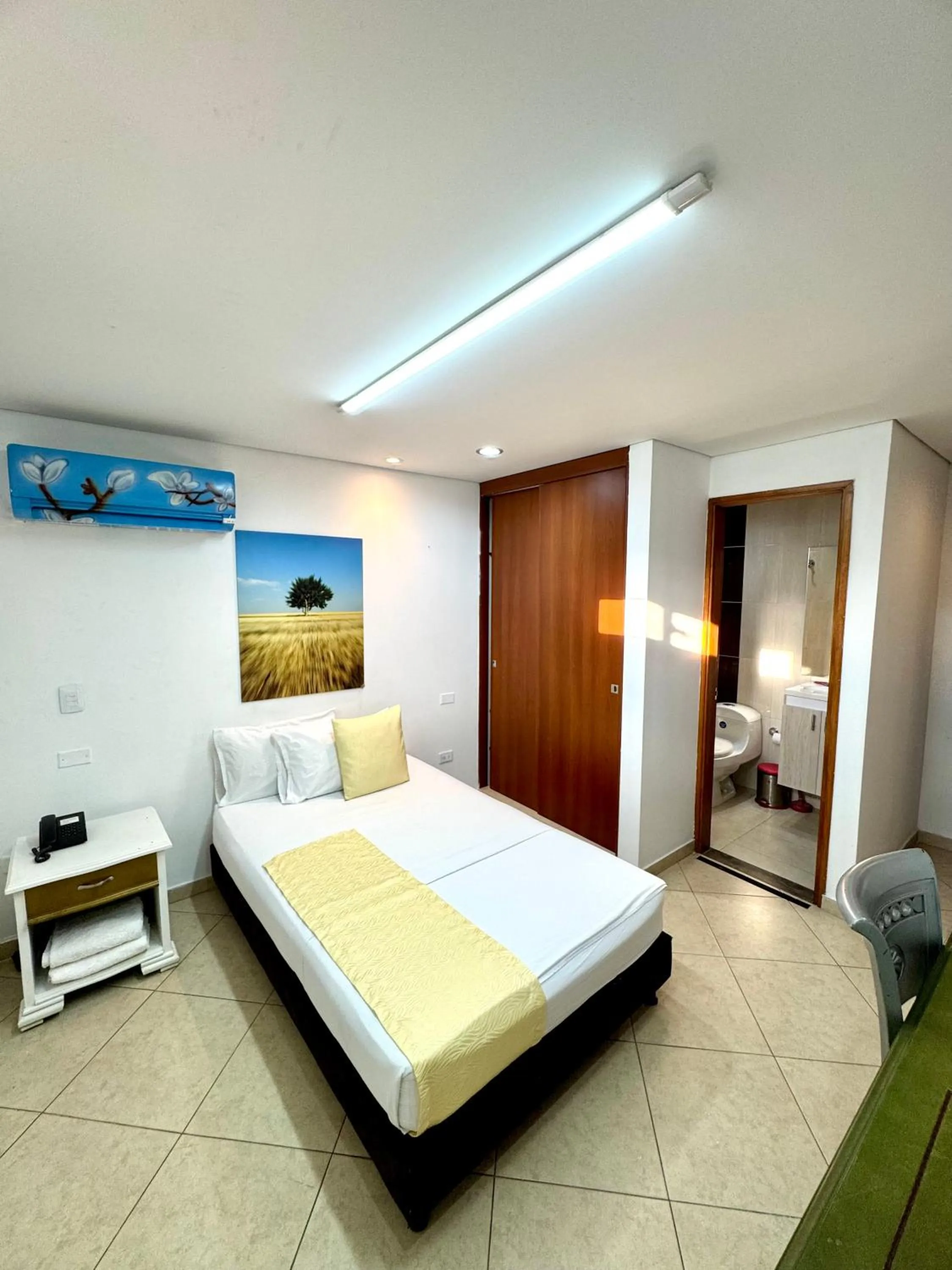 Bed in Hotel Prince Plaza - Laureles Estadio