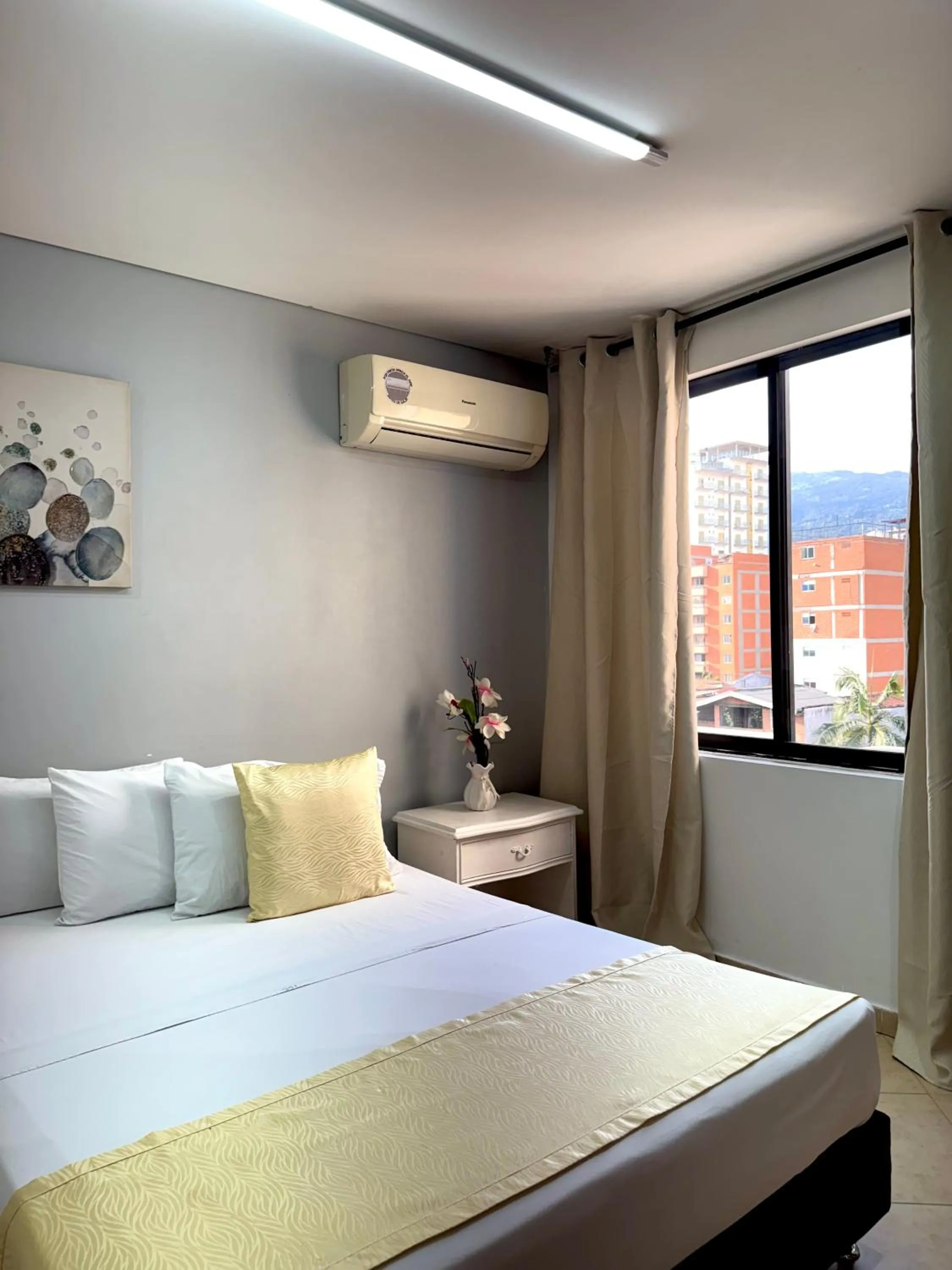 Bedroom, Bed in Hotel Prince Plaza - Laureles Estadio