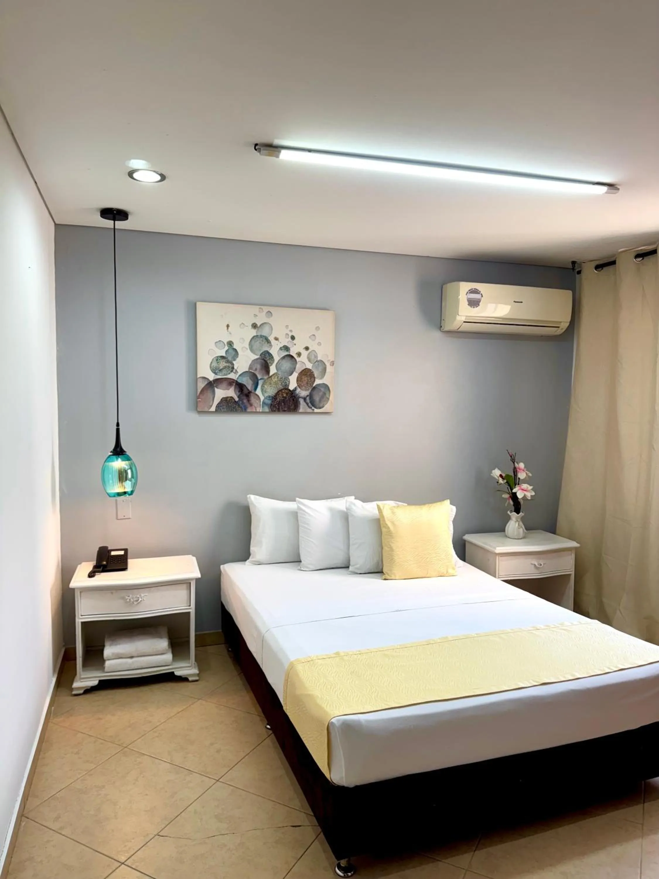 Bedroom, Bed in Hotel Prince Plaza - Laureles Estadio