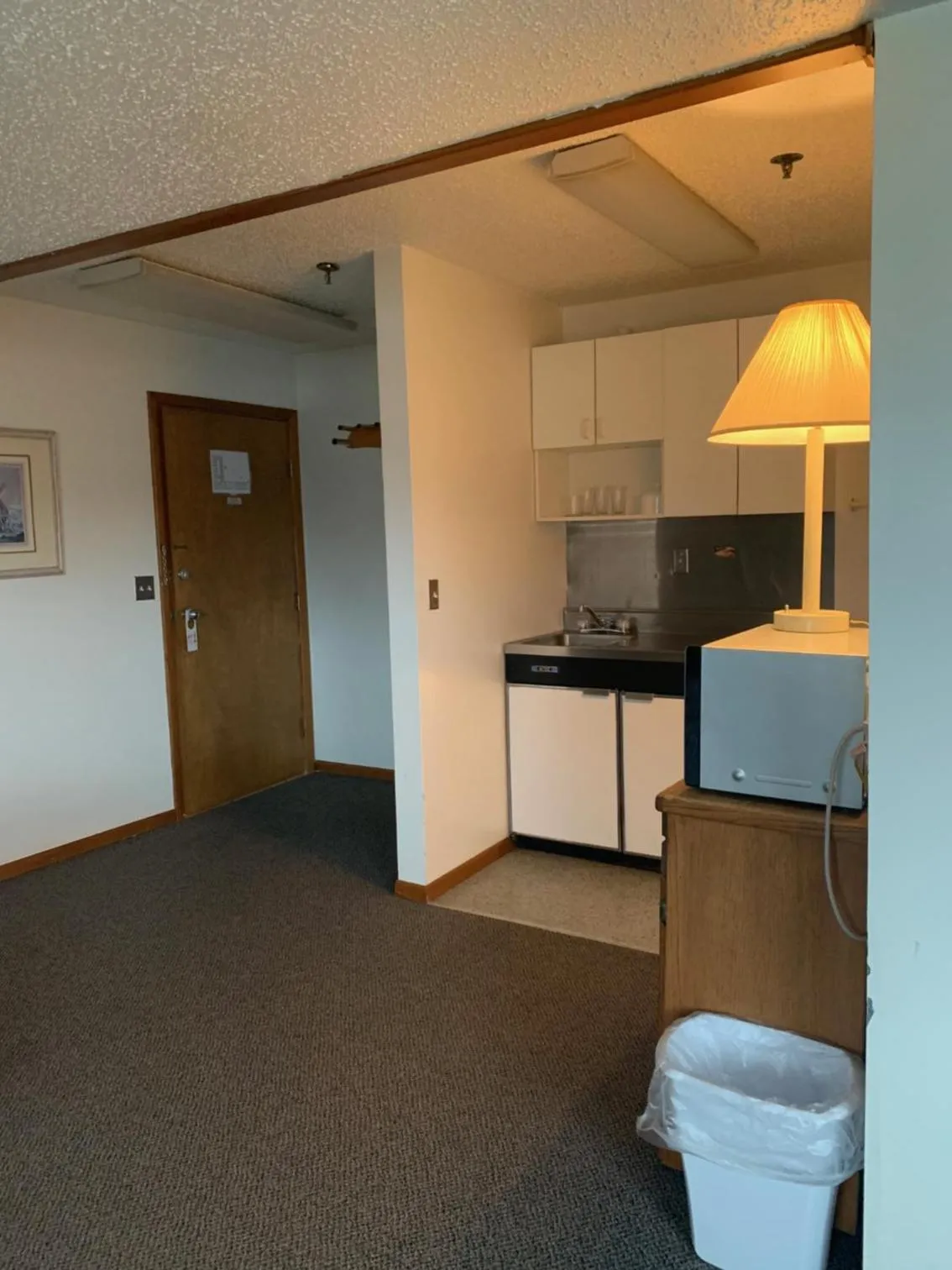 Kitchen or kitchenette in Marina Motel