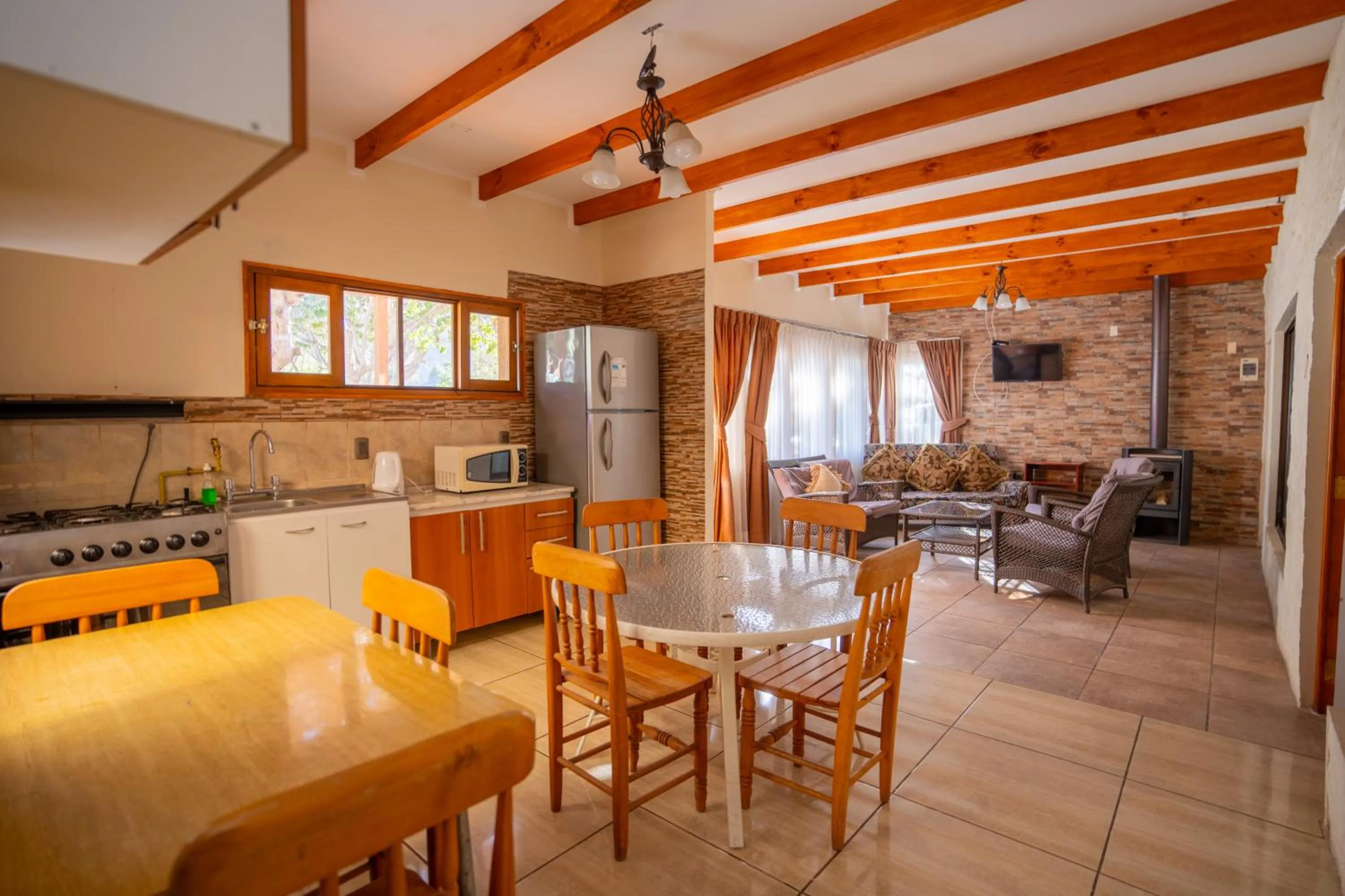 Kitchen or kitchenette in Hotel Naturaleza Vertientes de Elqui