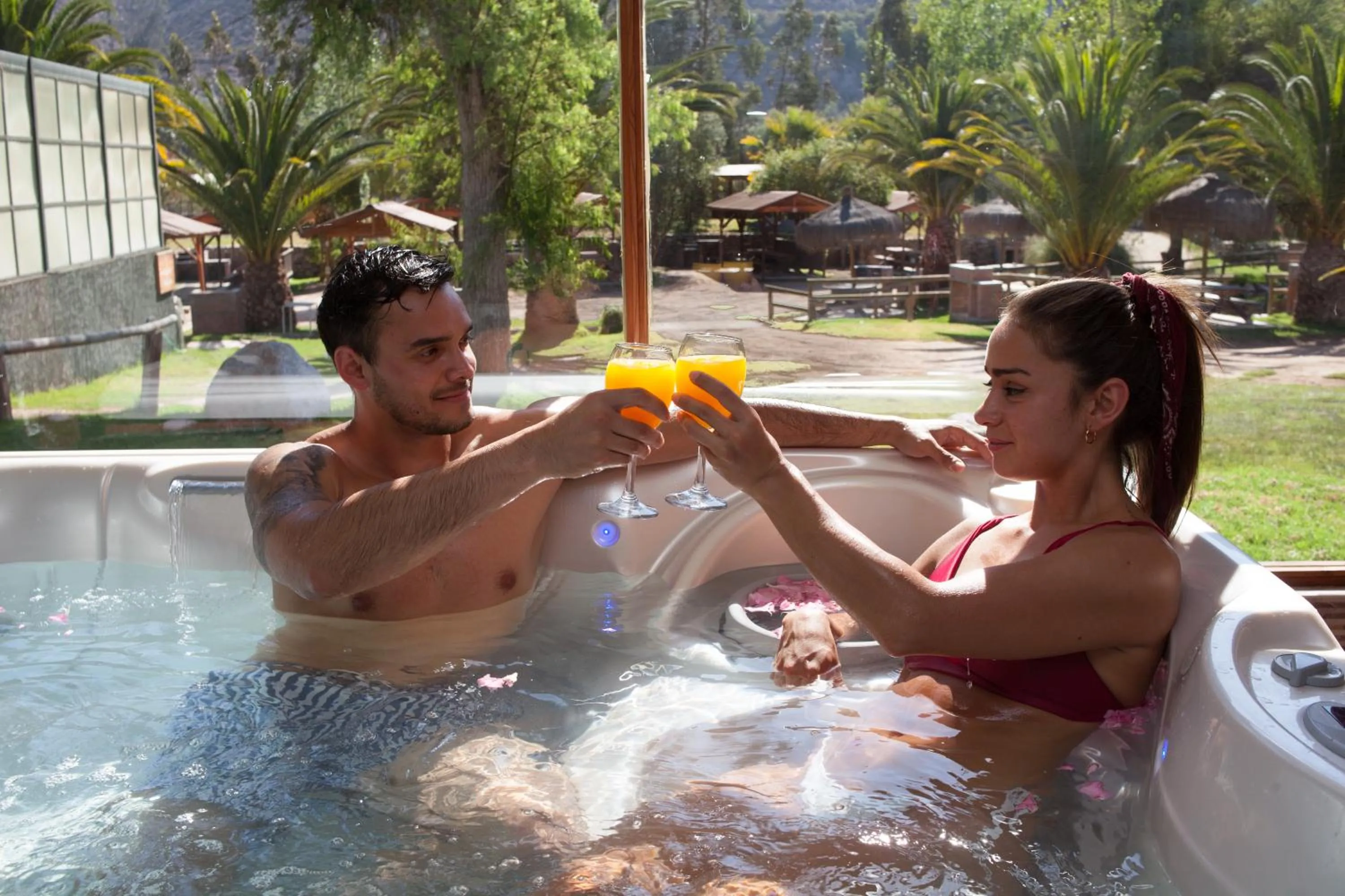 Hot Tub in Hotel Naturaleza Vertientes de Elqui
