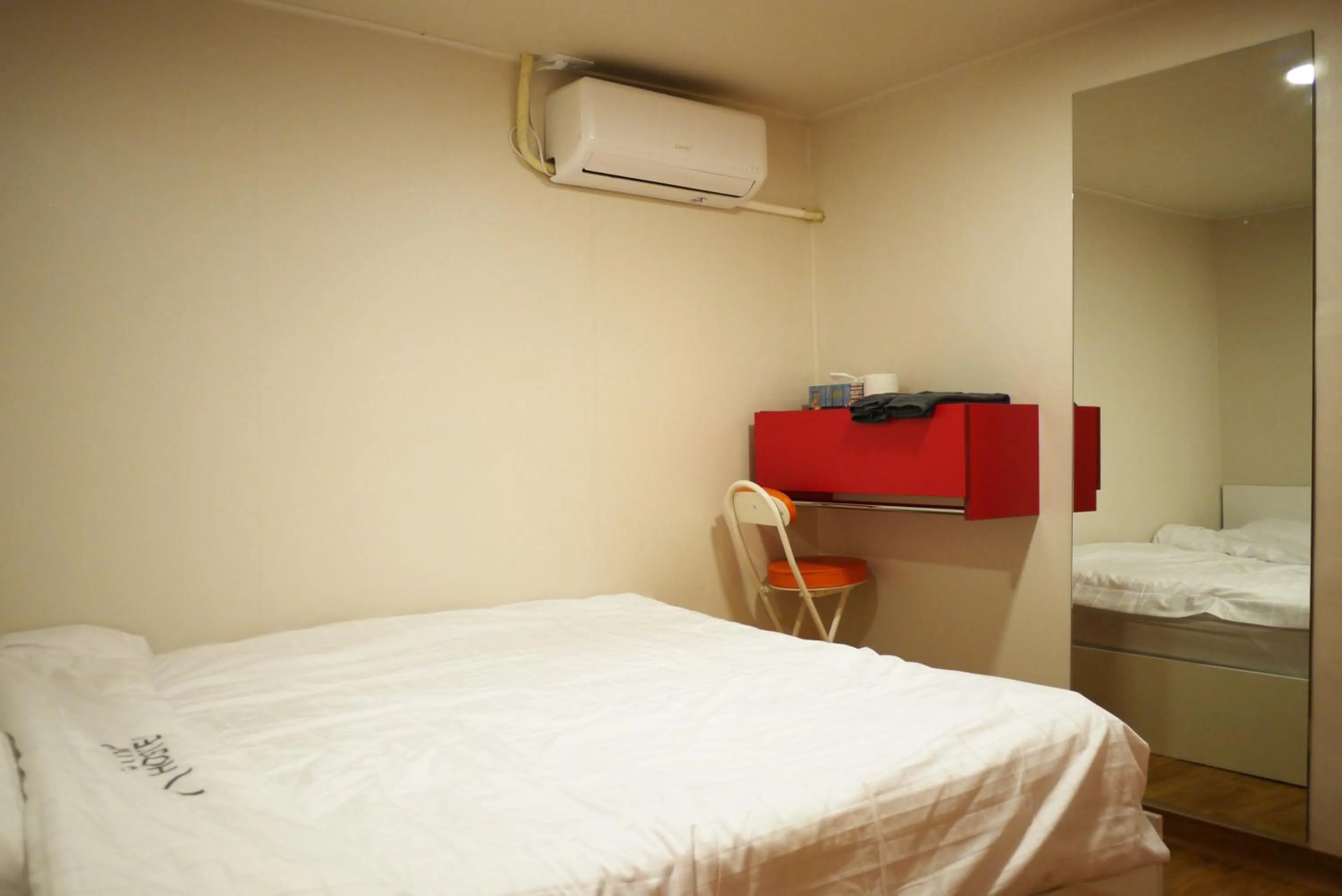 Photo of the whole room, Bed in Star Hostel Seoul Dongdaemun