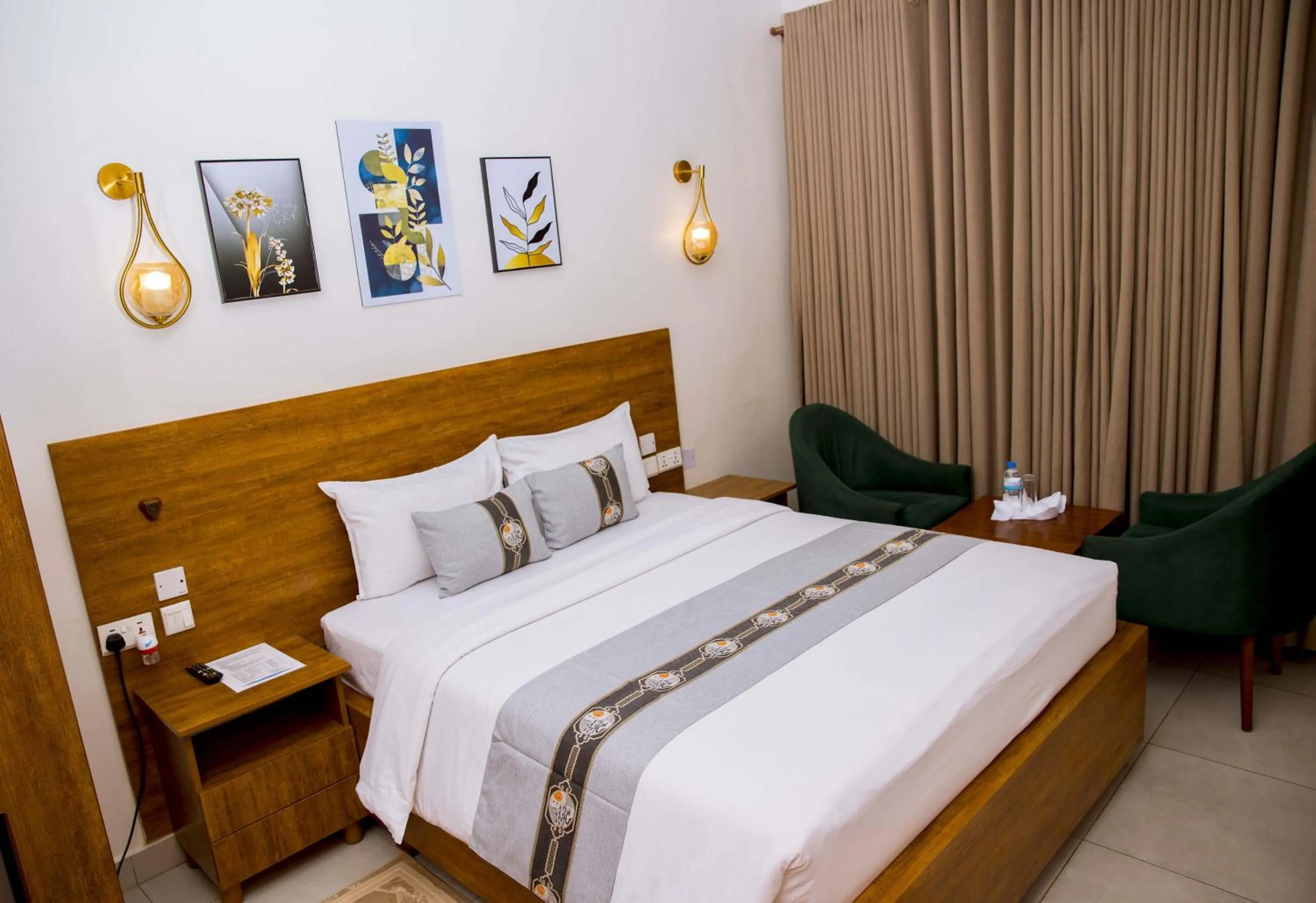 Bed in Velvet Suites