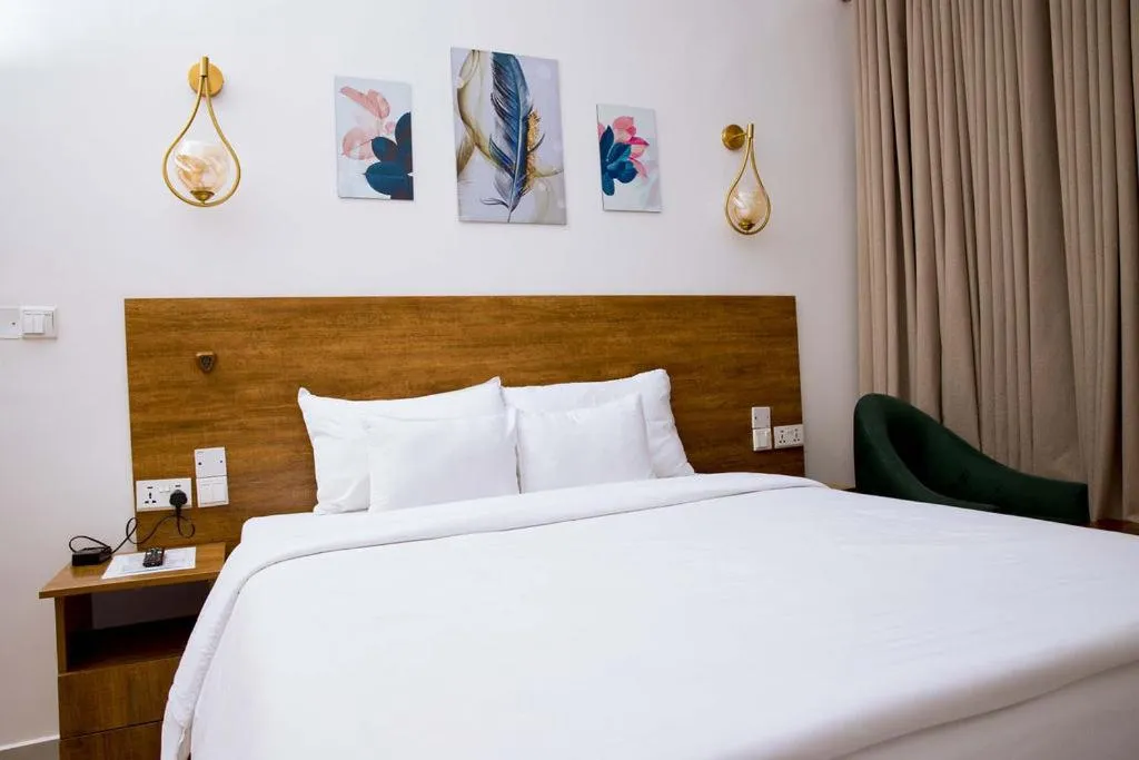 Bed in Velvet Suites