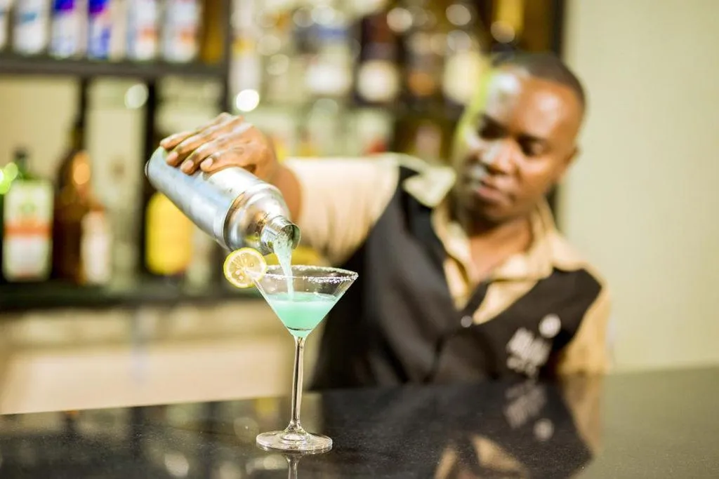 Restaurant/places to eat in Velvet Suites