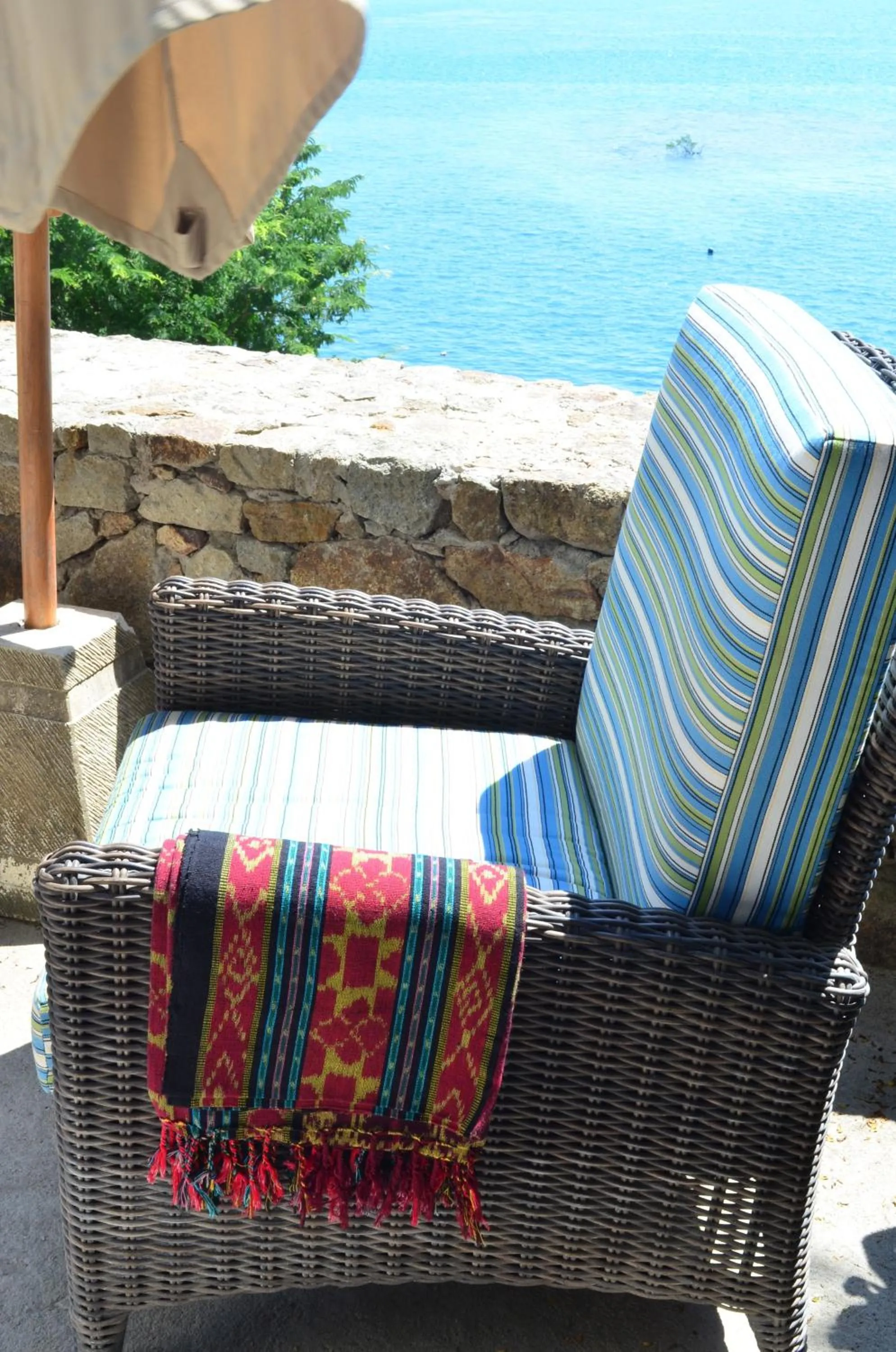 Seating area in Blue Parrot