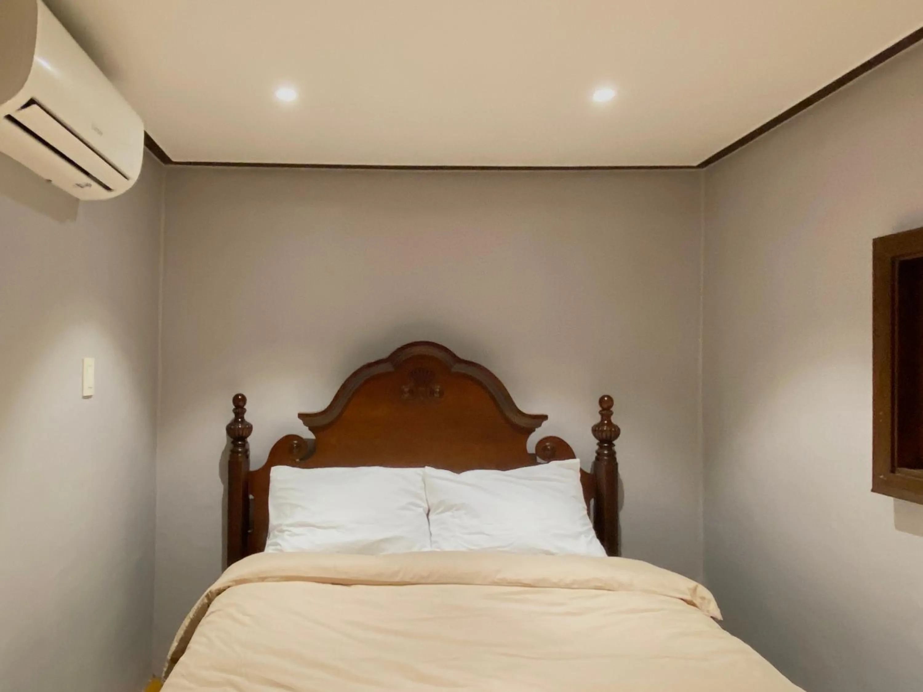 Bed in Maison Hotel DDP