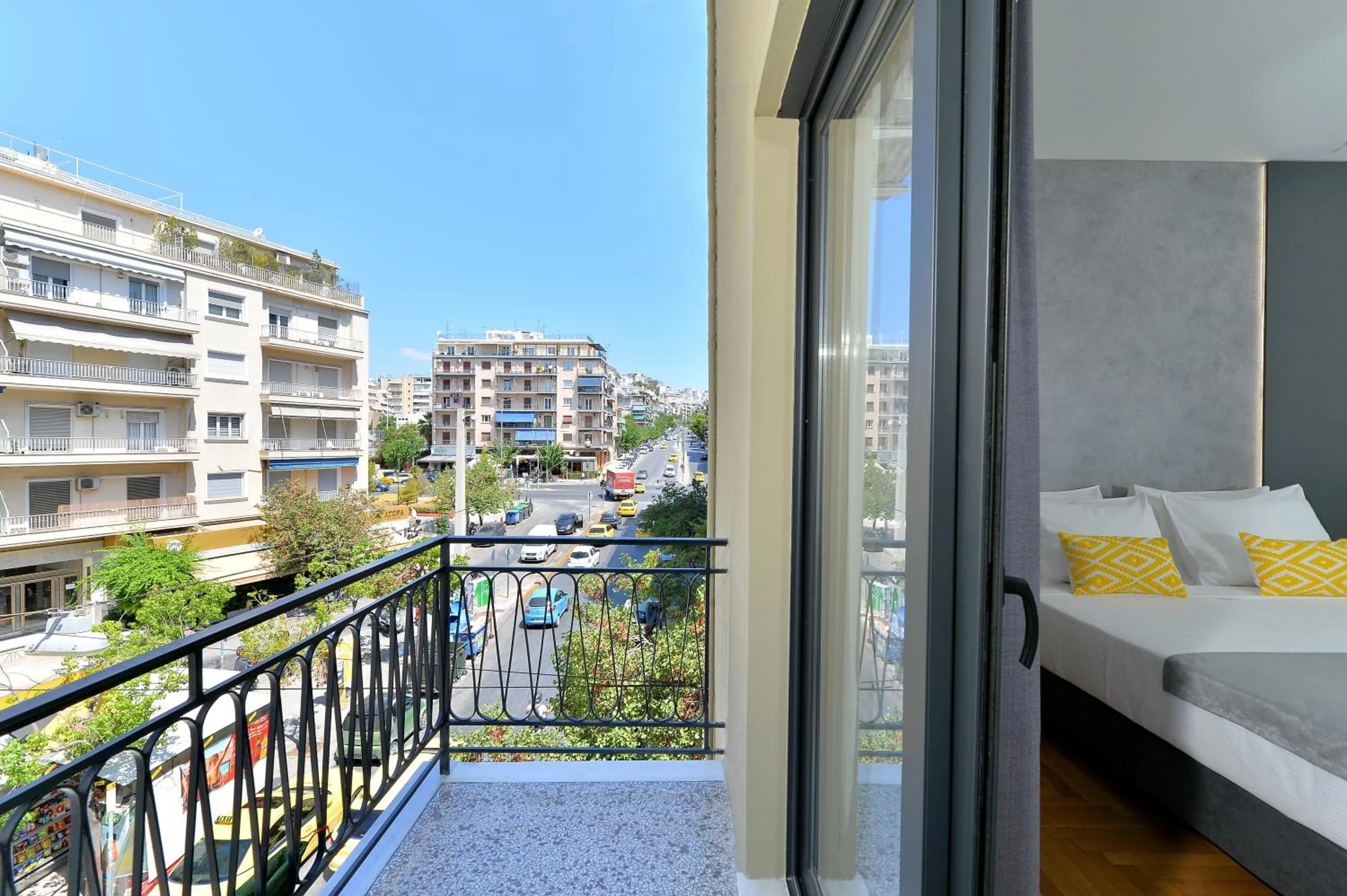 Breakfast, Bed in Athenian Gem