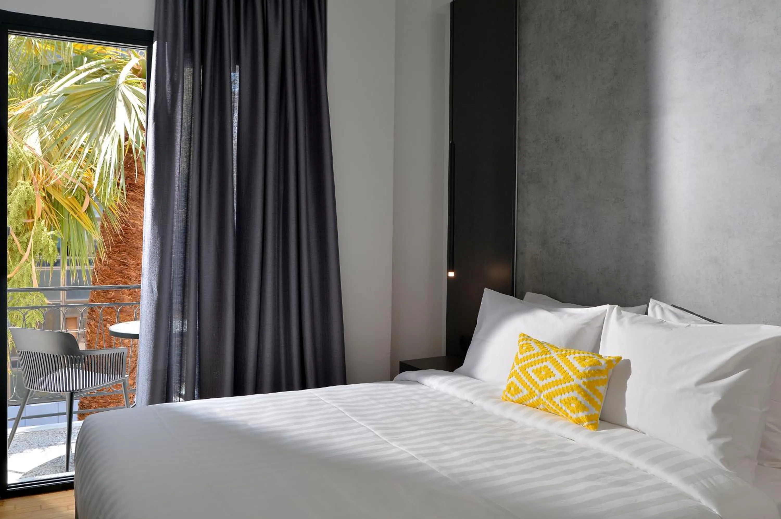 Breakfast, Bed in Athenian Gem