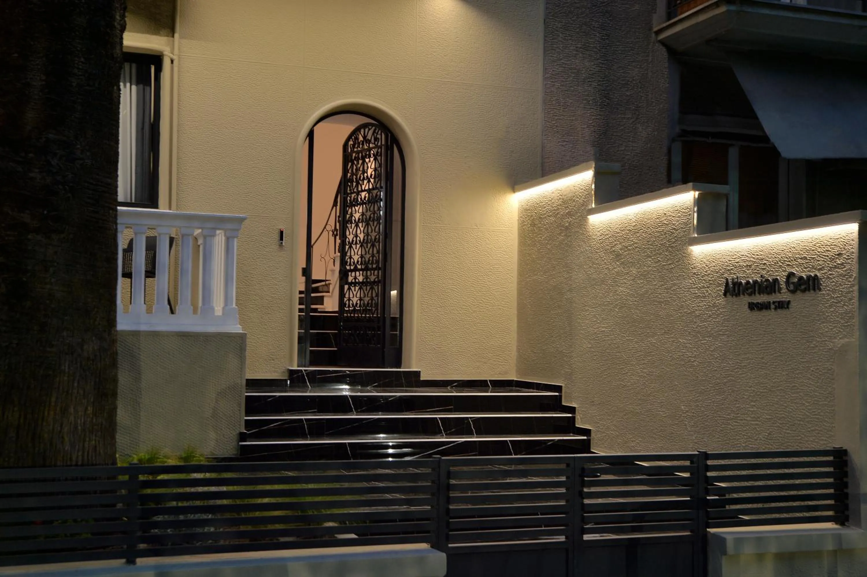 Property building in Athenian Gem