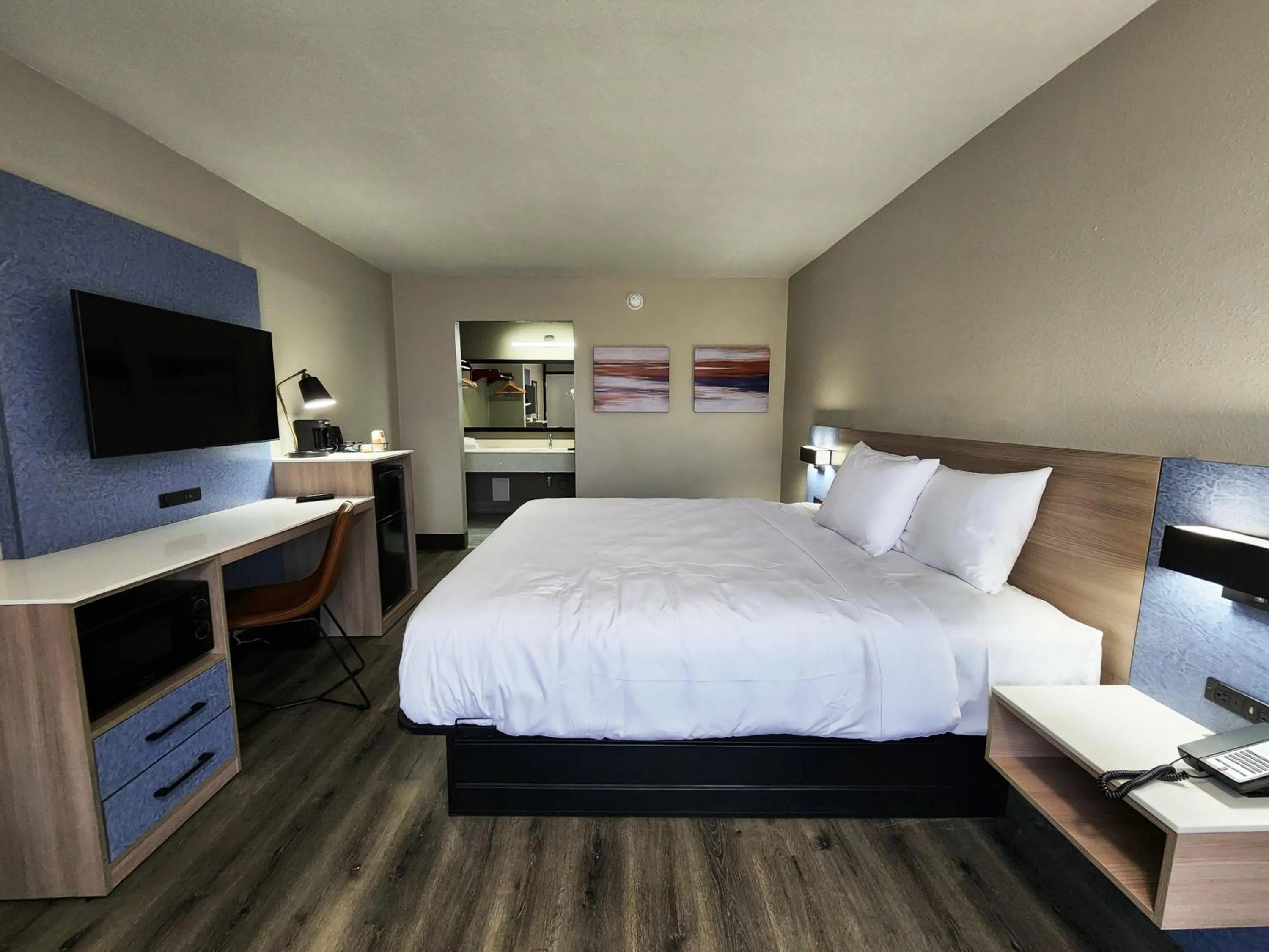 TV and multimedia, Bed in Smart Stay Lafayette
