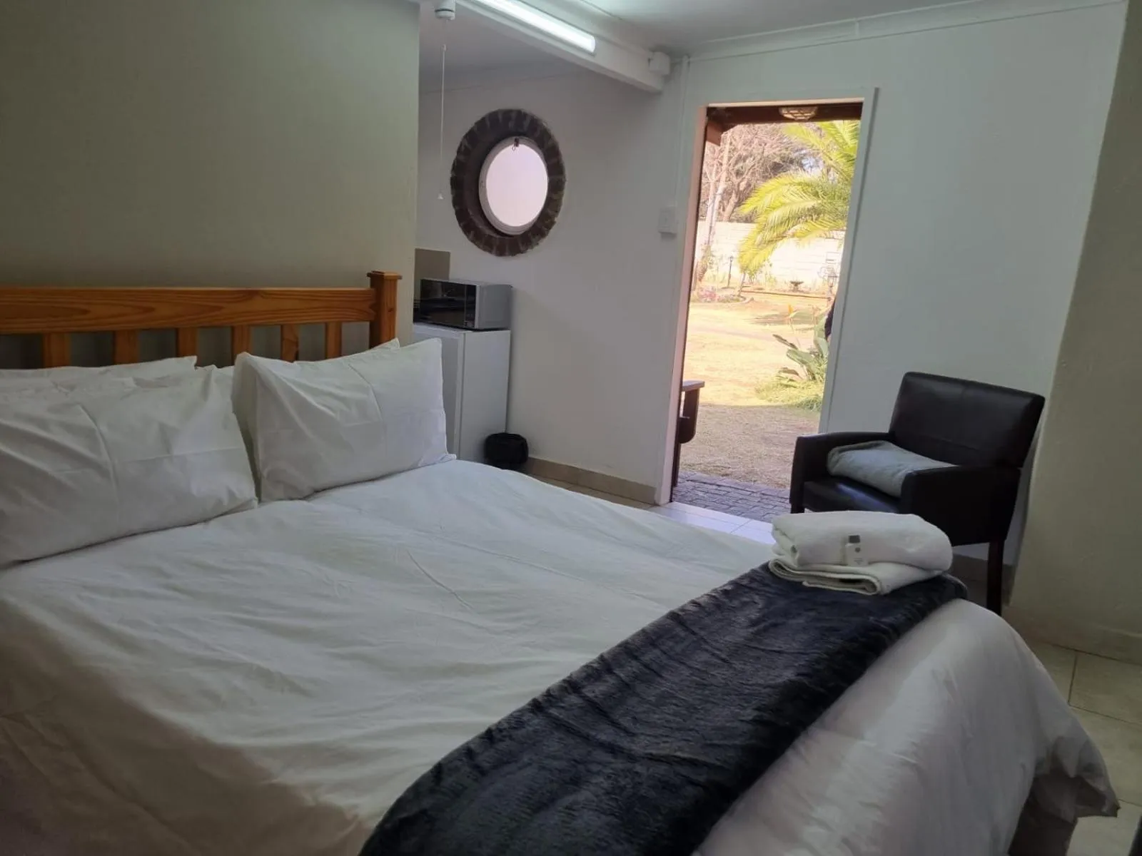 Bed in Emerald Guesthouse