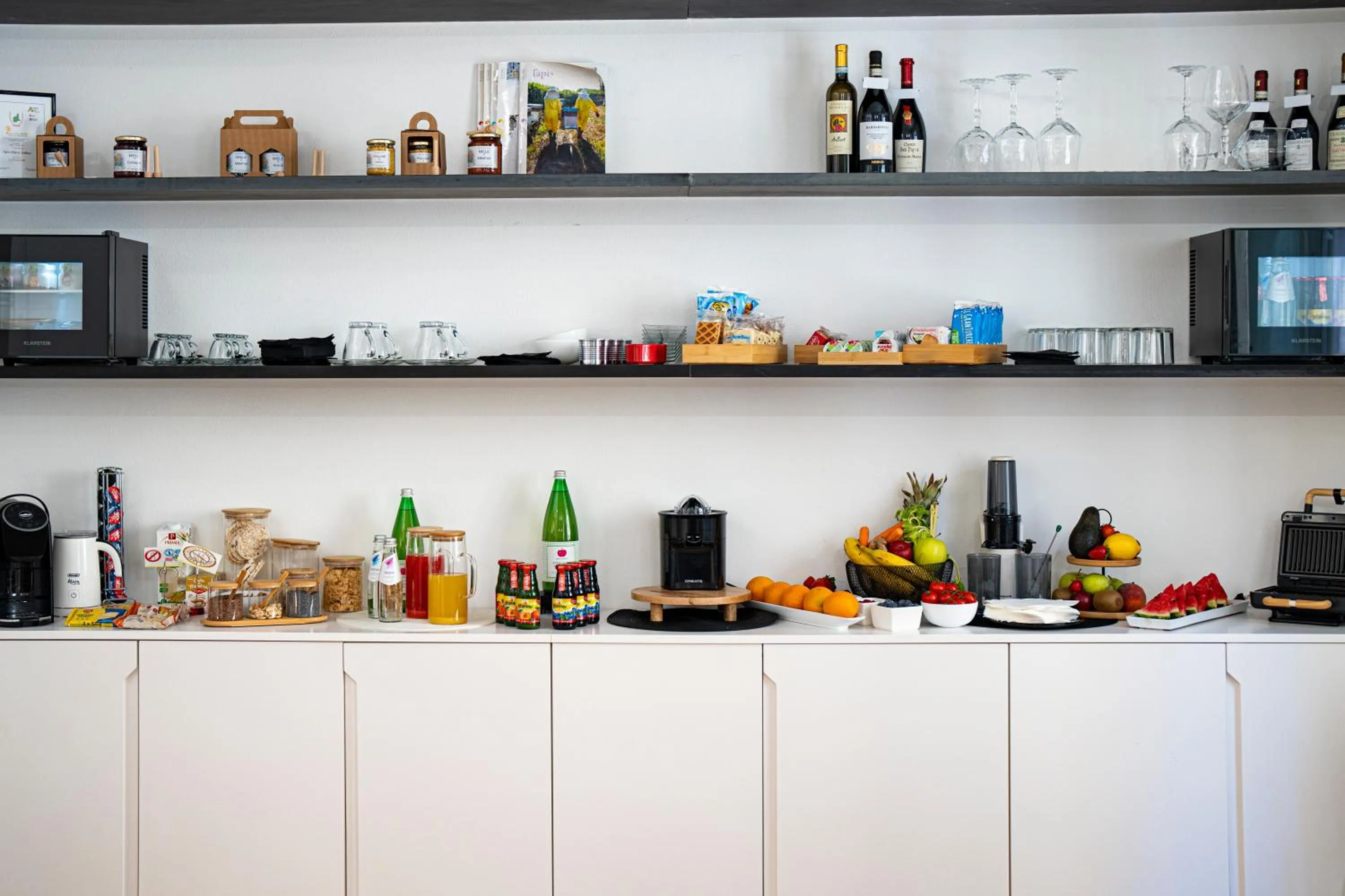 Coffee/tea facilities in Cavaedium Guest House