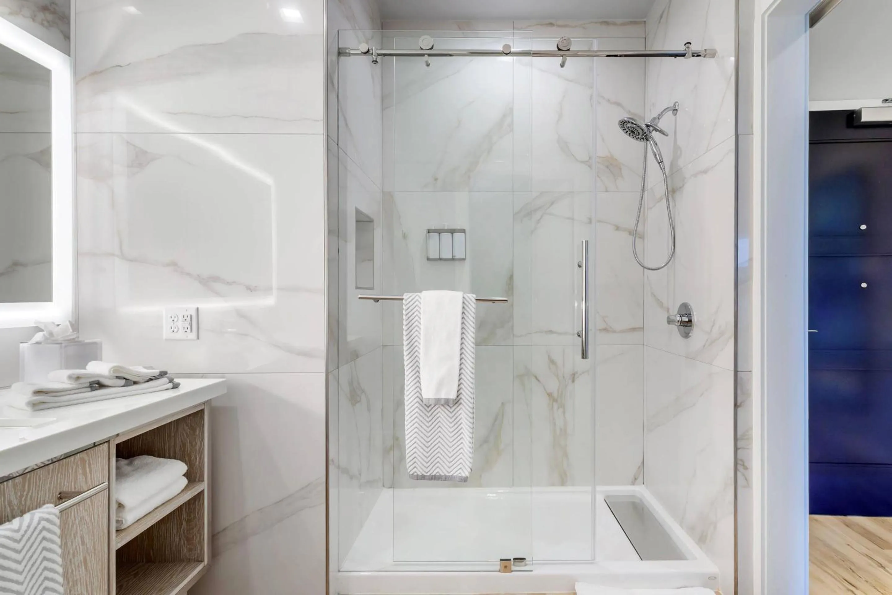 Bedroom in Cambria Hotel Waco University Riverfront