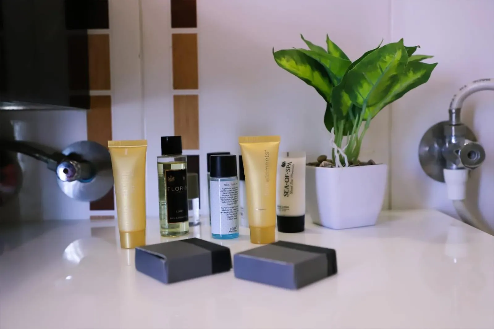 Bathroom in Abu Mazen Hotel