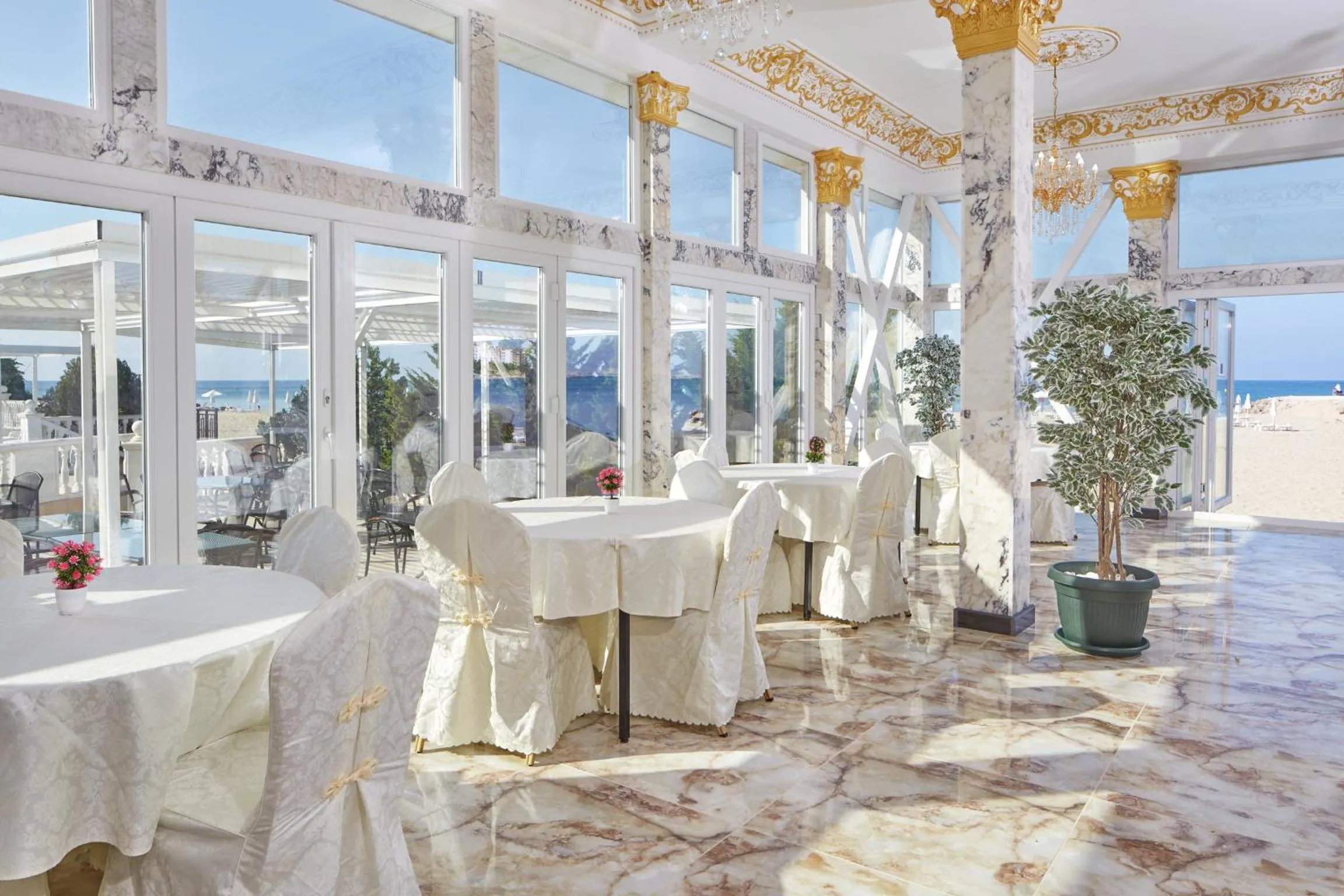 Restaurant/places to eat in Hotel Amore Beach - All Inclusive