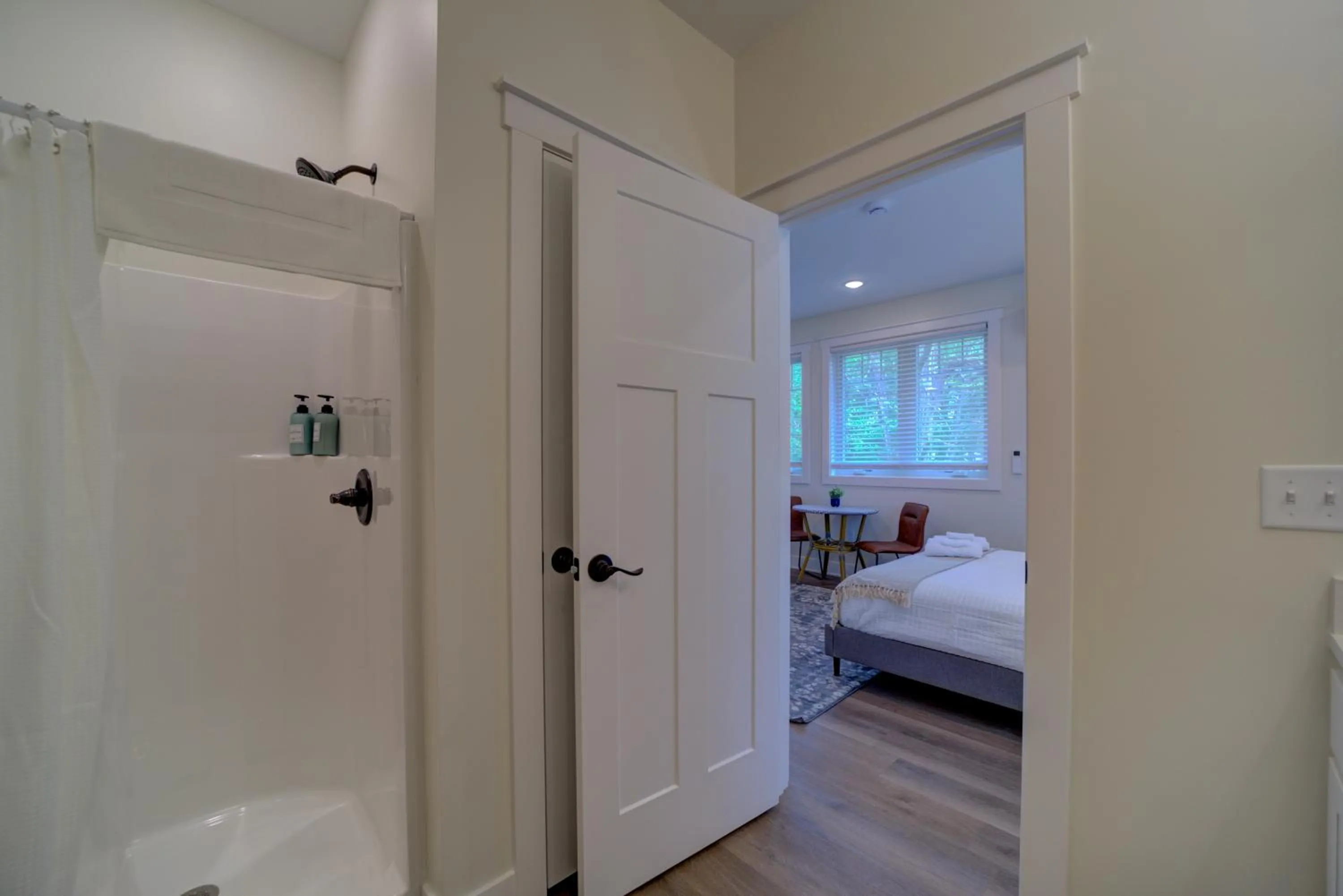 Bed in DreamStay on Clay