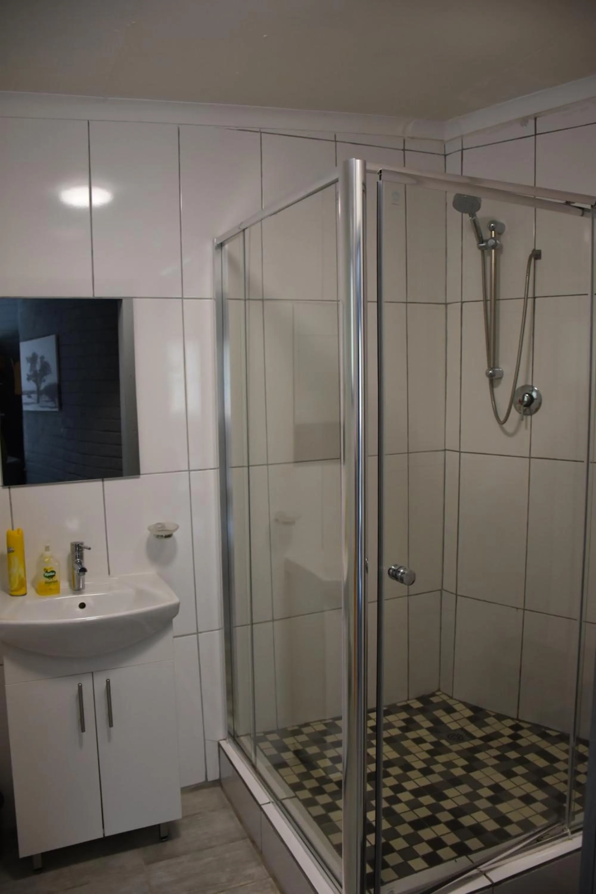 Bathroom in Alpine Bed and Breakfast