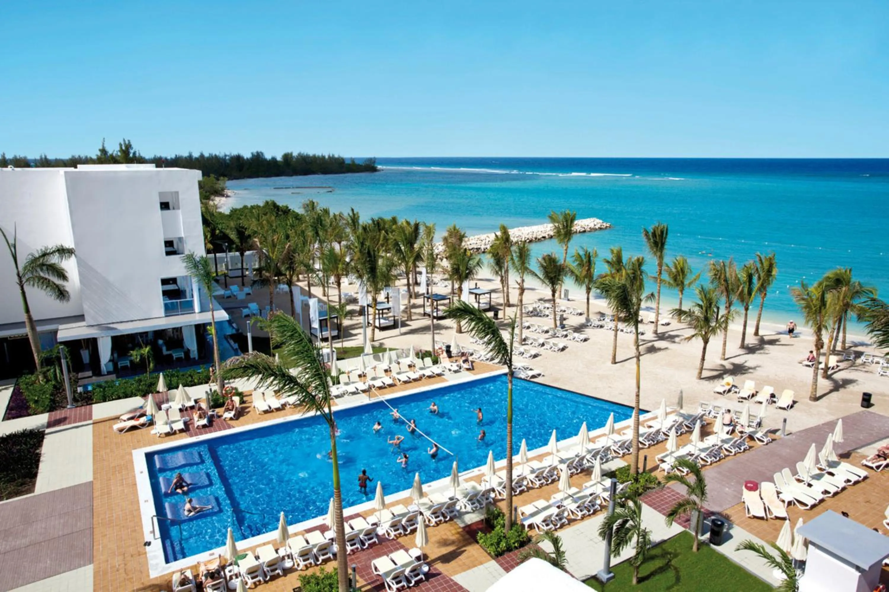 Pool view in Riu Palace Jamaica - Adults Only - All Inclusive