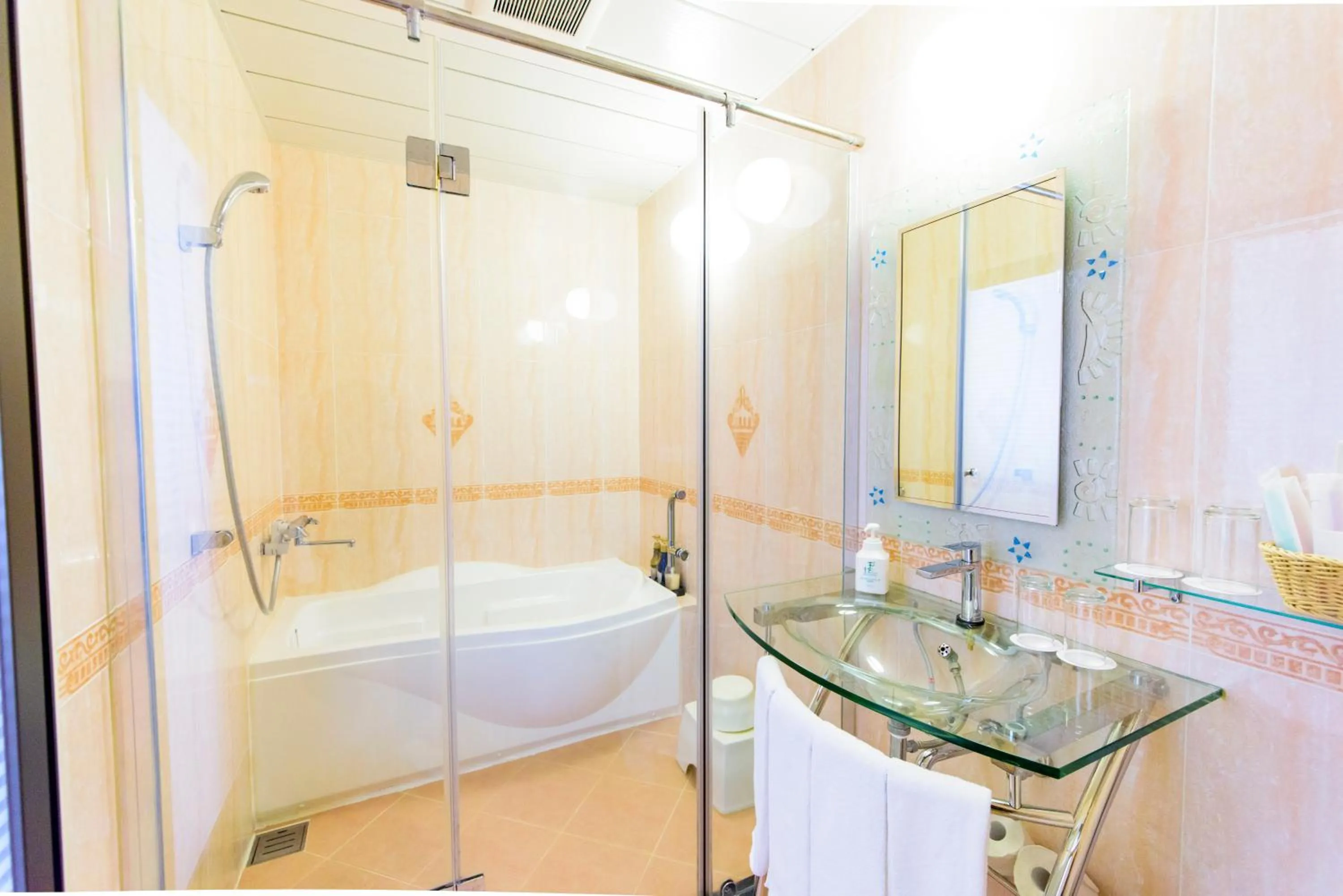 Bathroom in Best Western Okinawa Kouki Beach