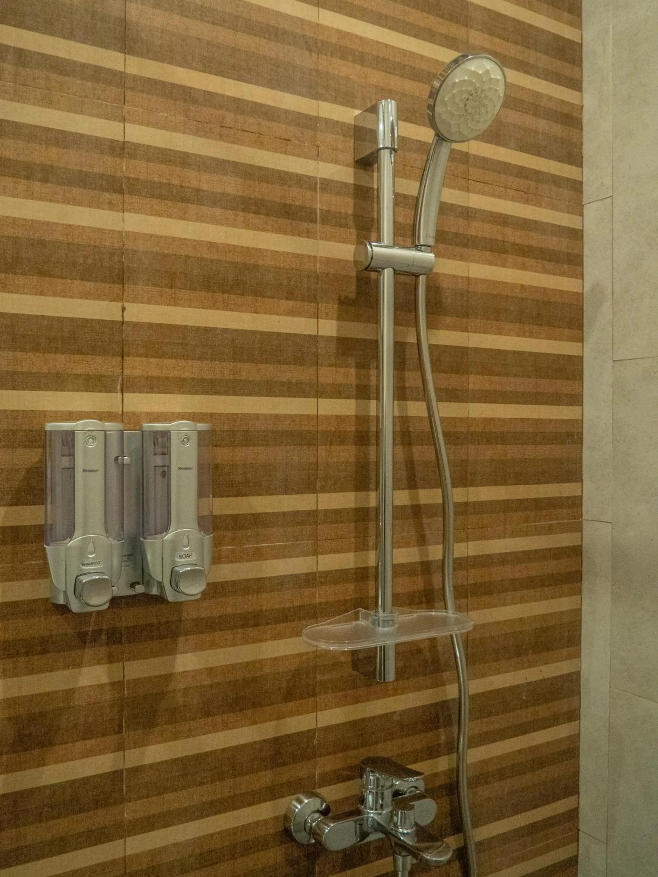 Shower in Arumasta Ubud