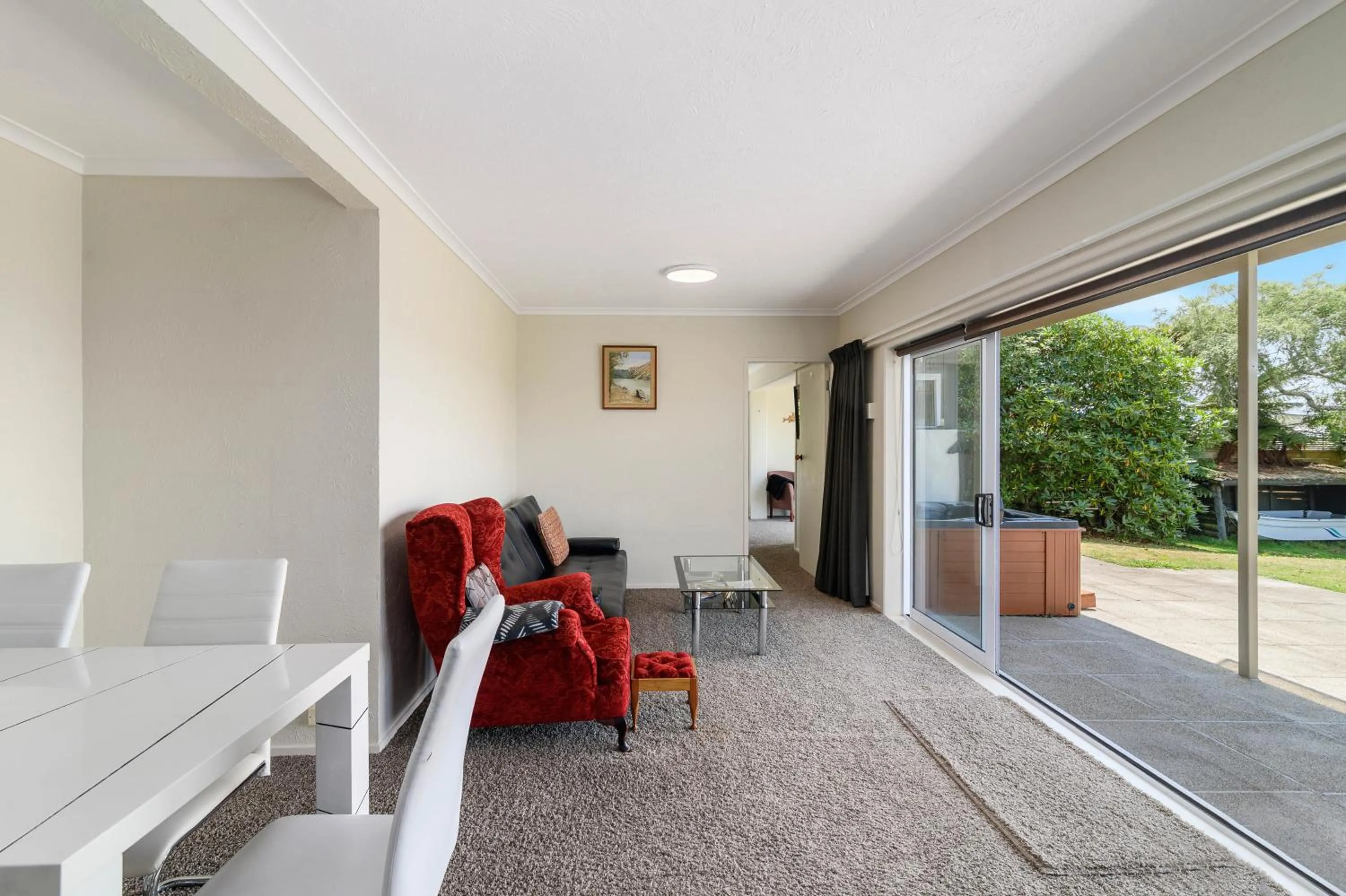 Living room in Ngongotaha Lakeside Lodge