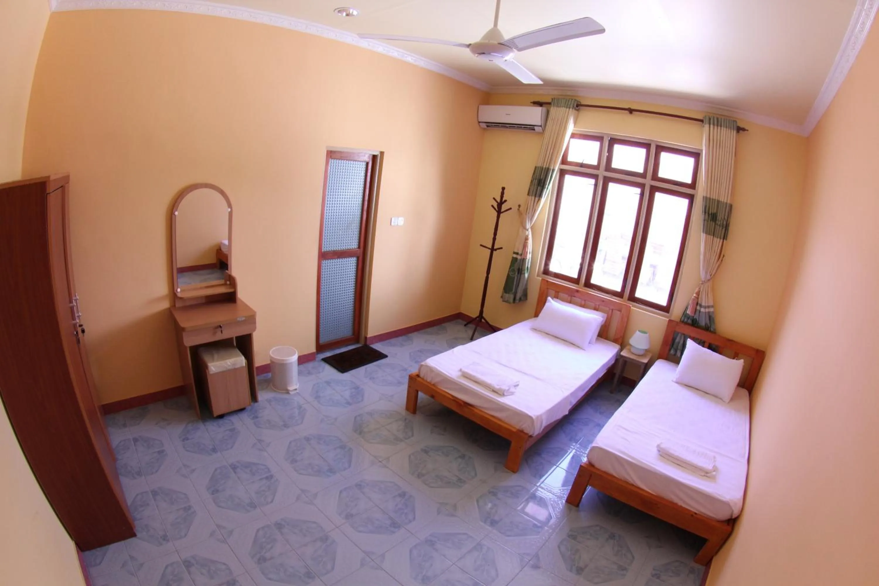 Bed in Jail Break Surf Inn