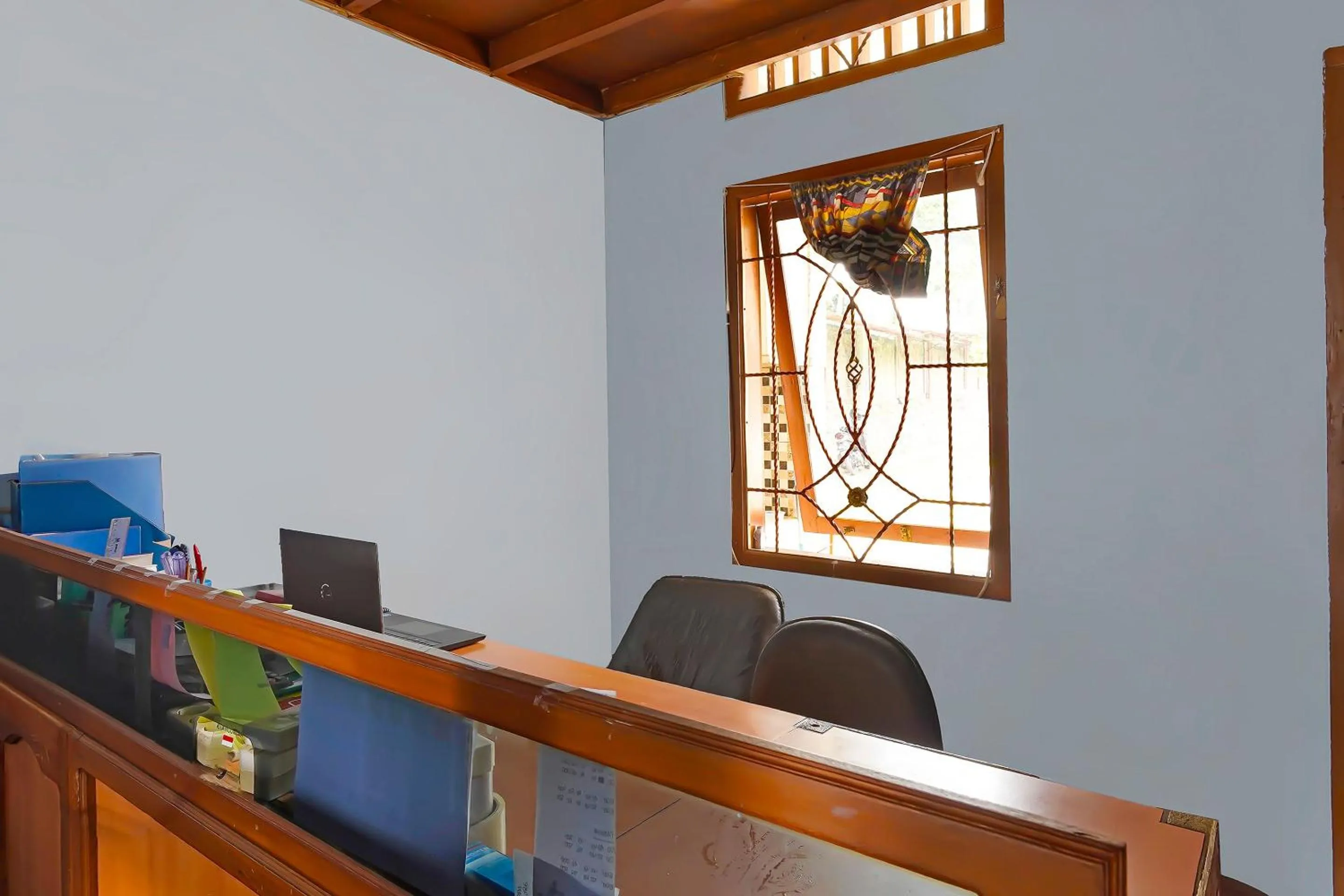 Lobby or reception in Hotel O Santana Residence Syariah