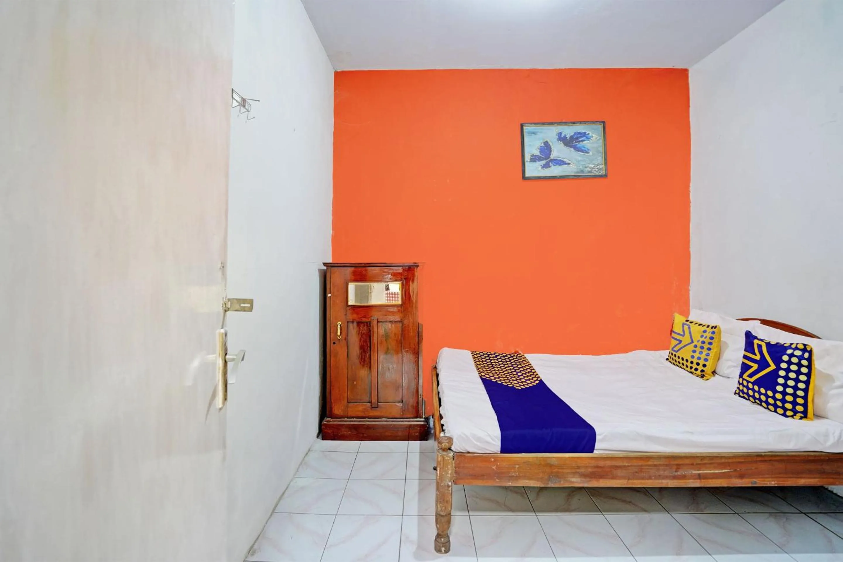 Bedroom, Bed in OYO Life 92921 Omaya Kost Syariah
