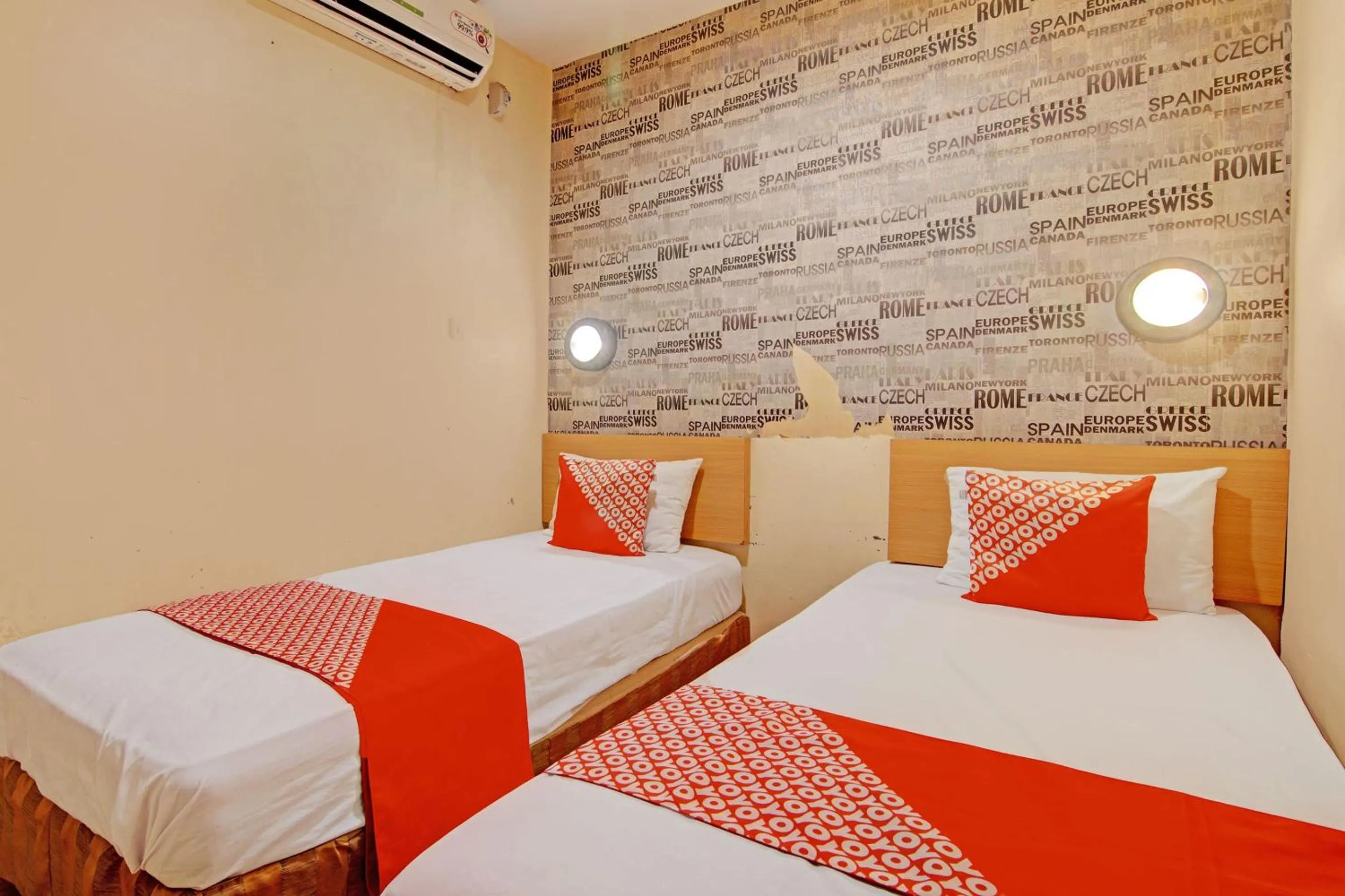 Bedroom, Bed in Hotel O Kalista Guest House Syariah