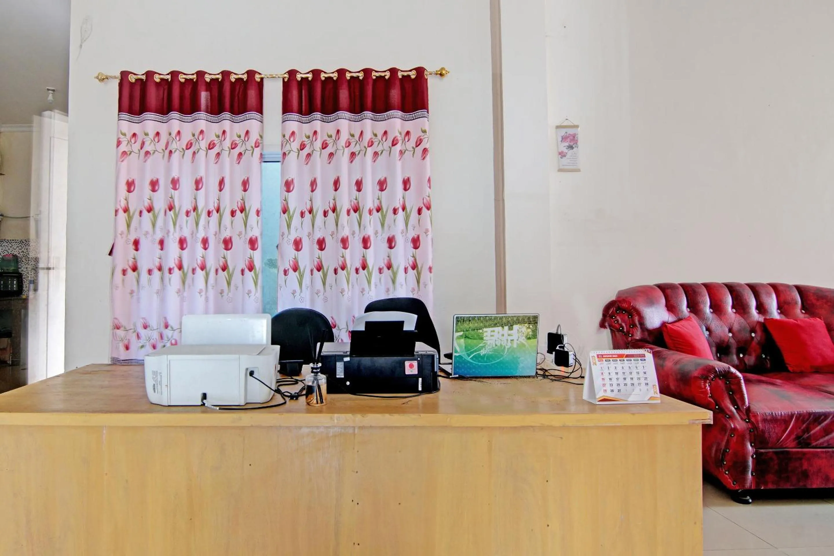 Lobby or reception in Hotel O Kalista Guest House Syariah