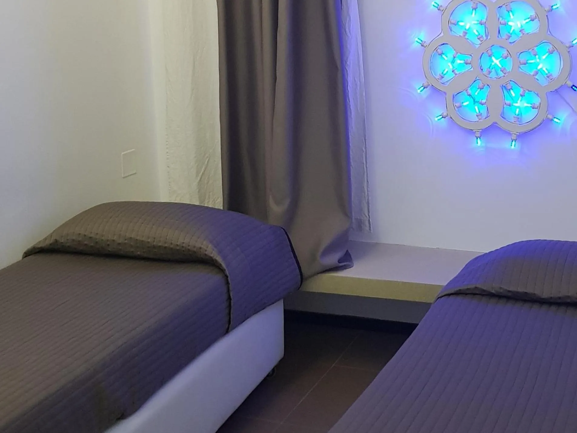 Photo of the whole room, Bed in B&B Copacabana Colors