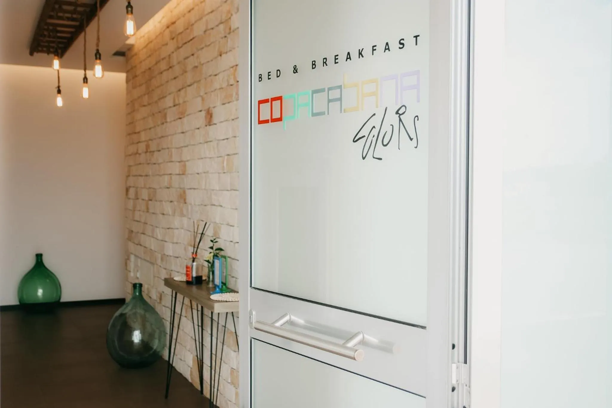 Property building in B&B Copacabana Colors