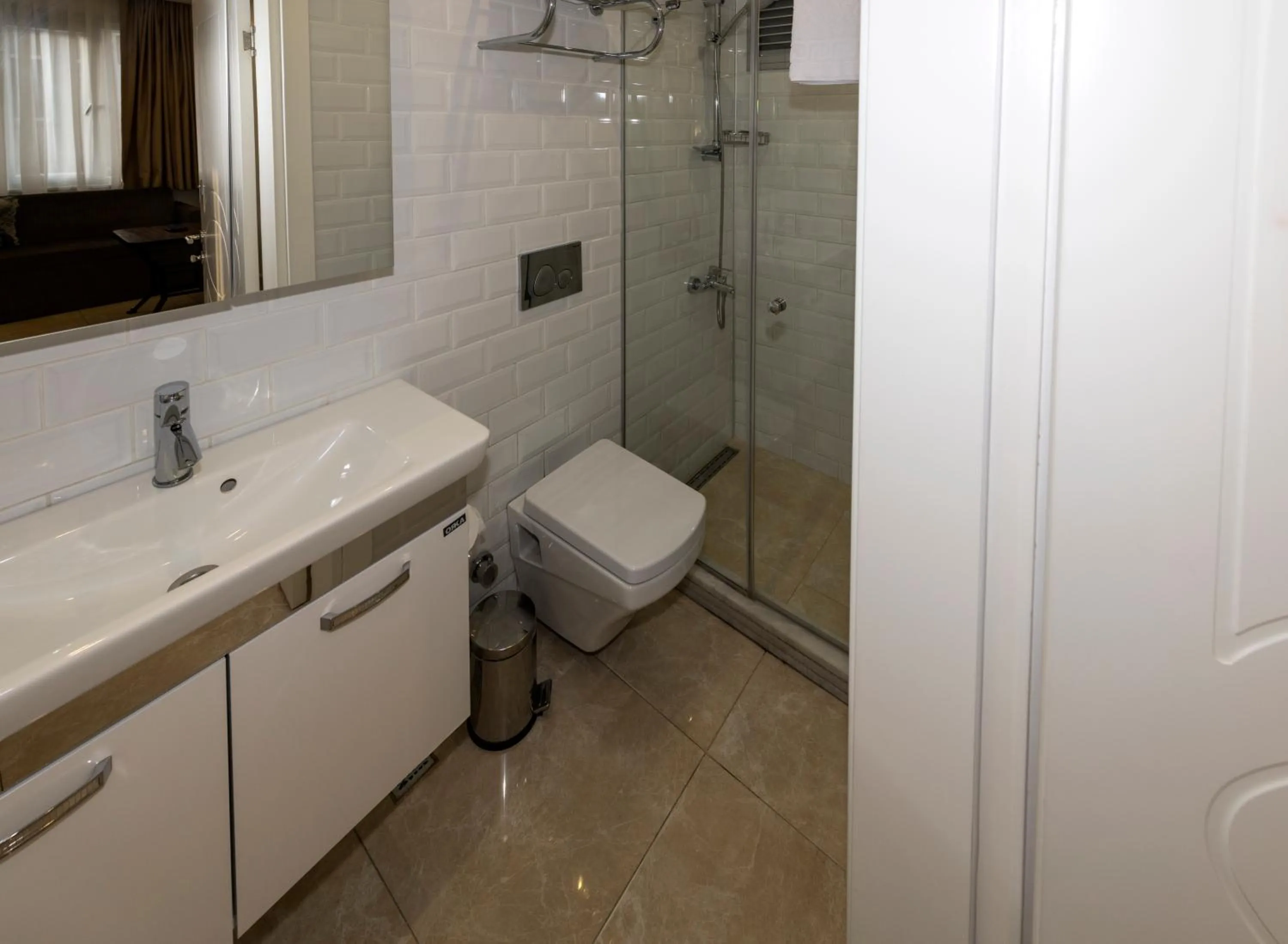 Shower in BGuest Hotel & Residence