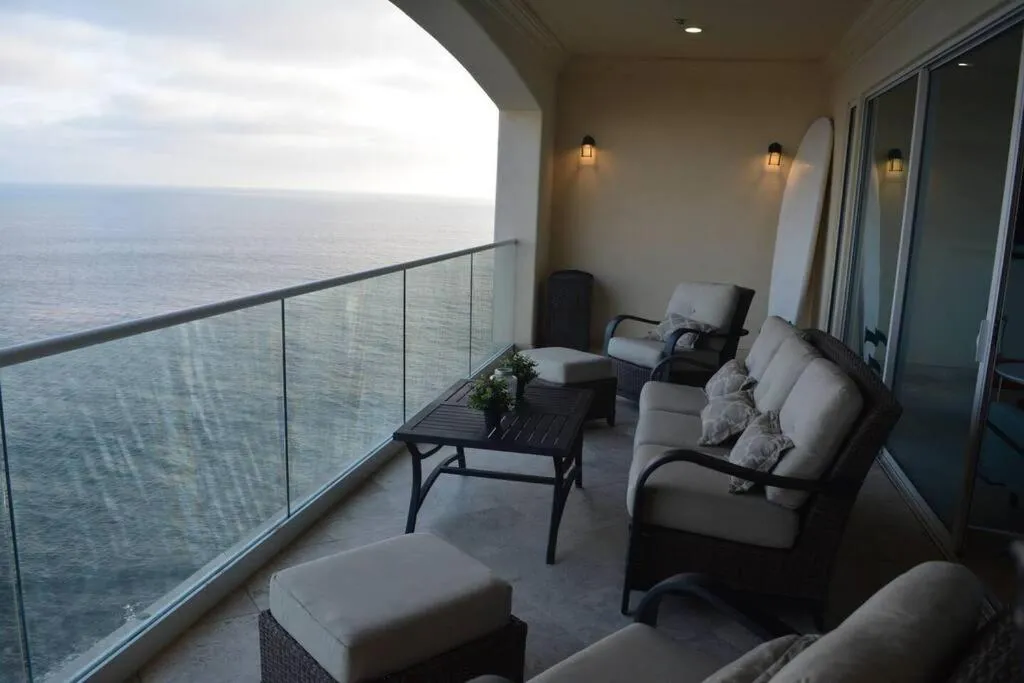 Ocean Front Condo @ Las Olas Grand