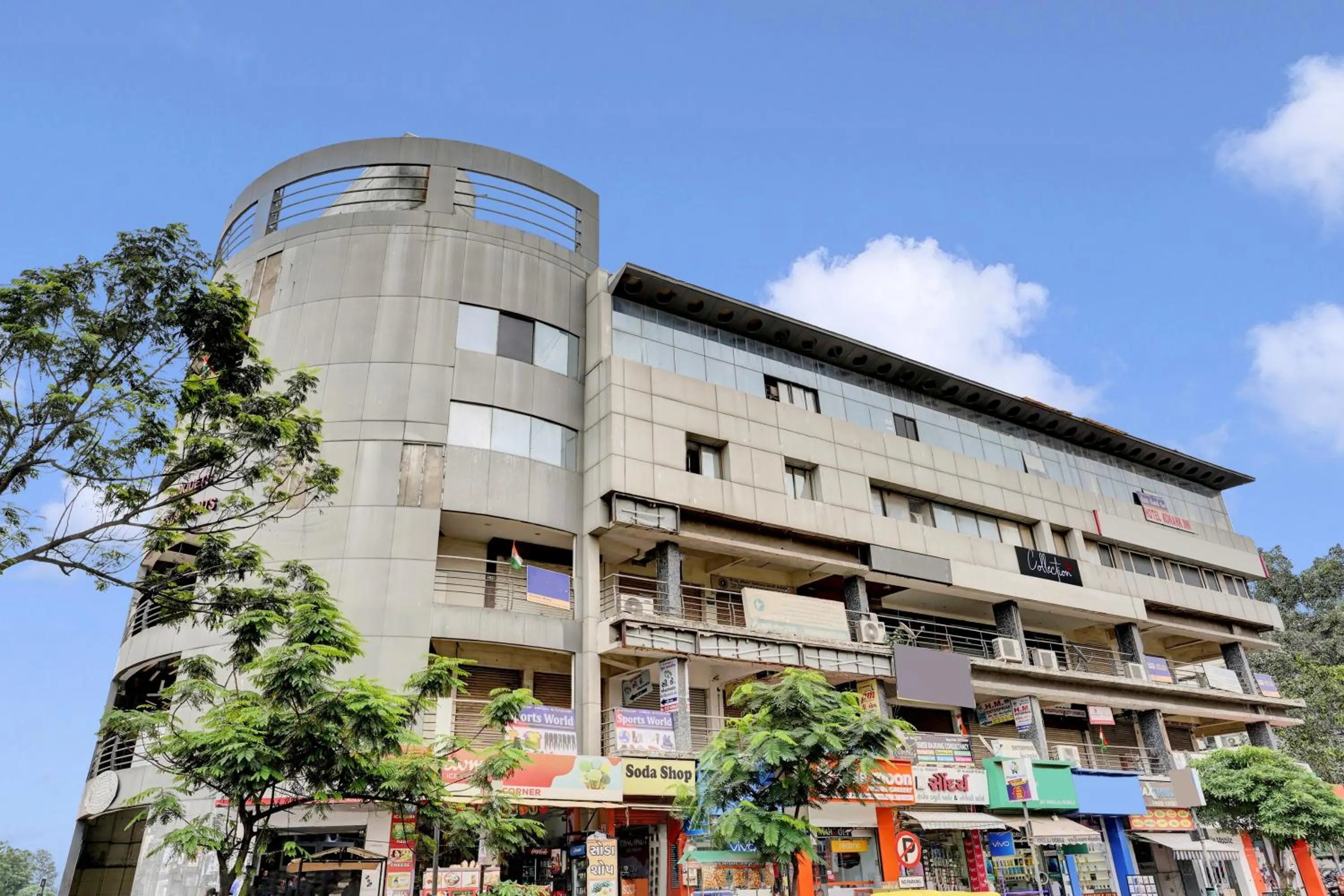 Facade/entrance in Hotel O Konark Inn