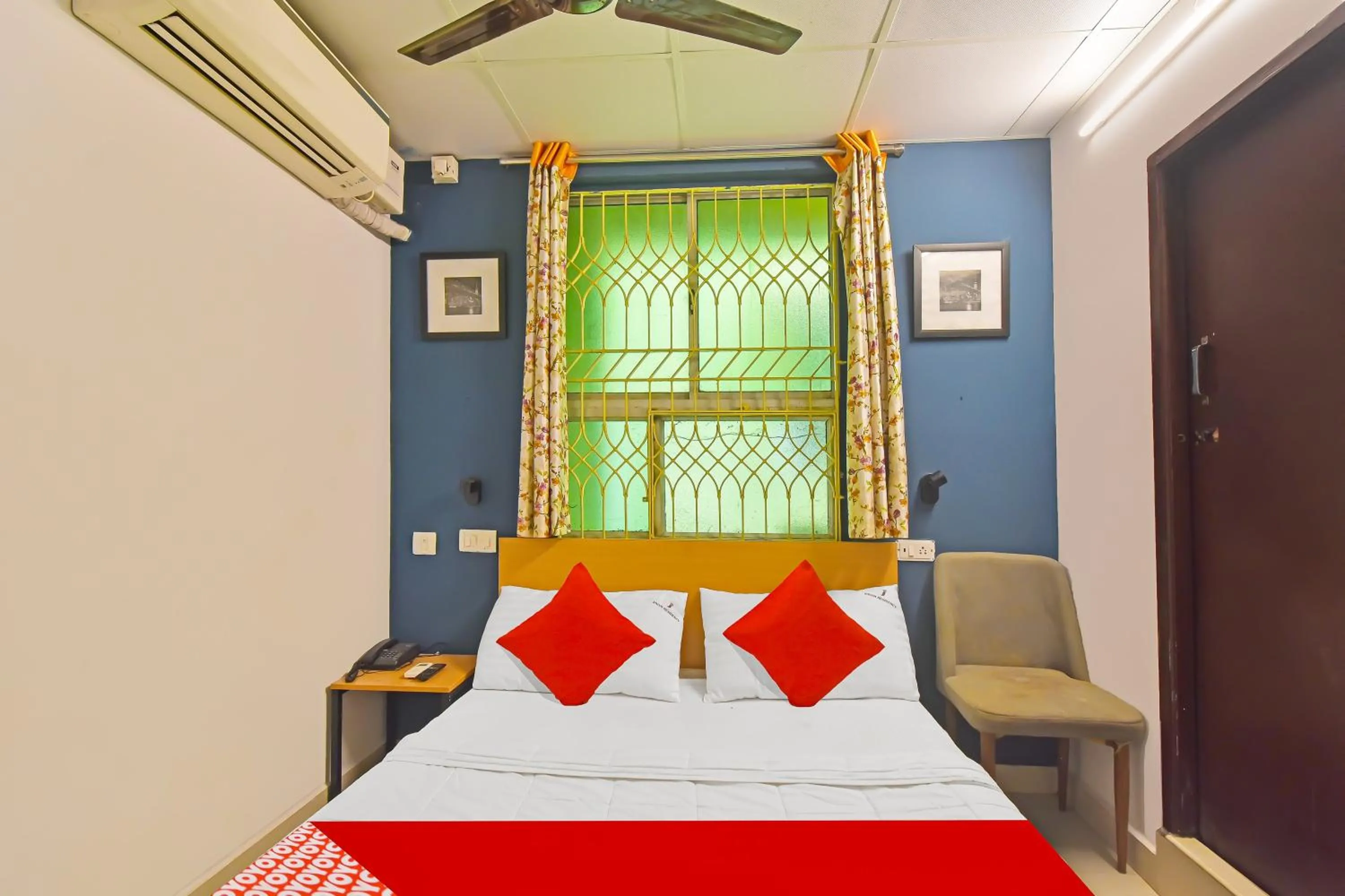 Bedroom, Bed in Hotel O Grand Residency Near Kasi Talkies