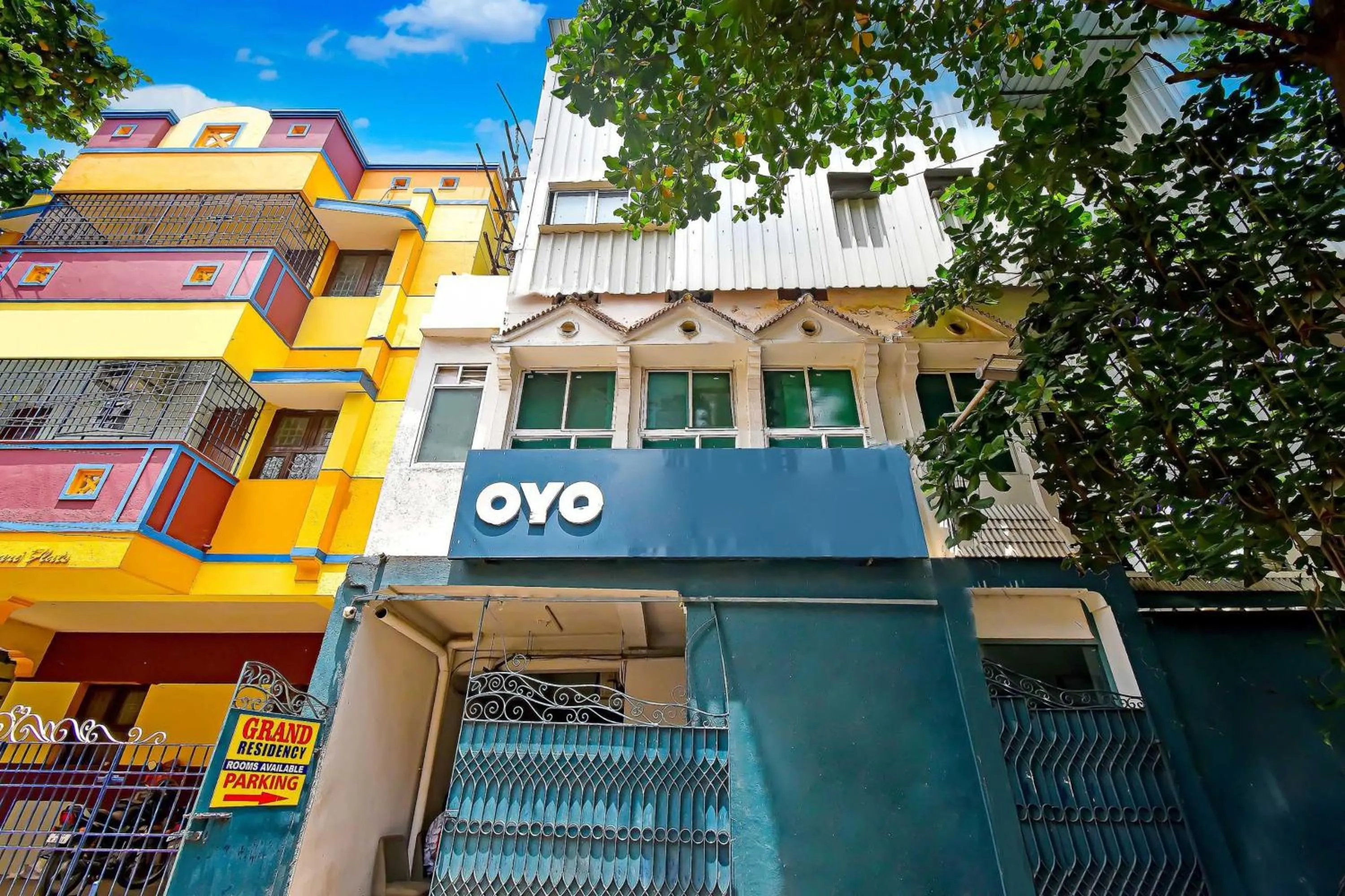 Facade/entrance in Hotel O Grand Residency Near Kasi Talkies