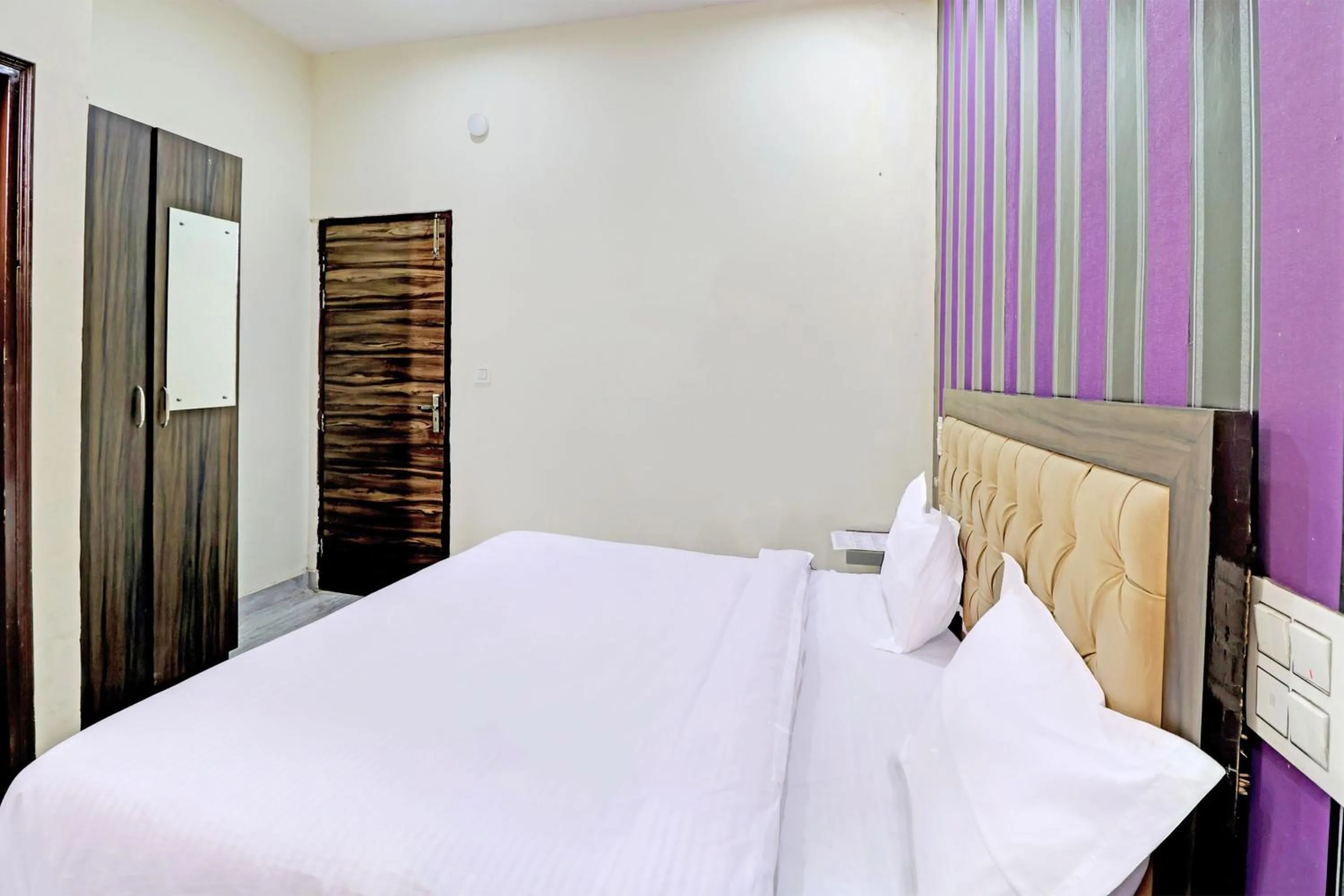 Bedroom, Bed in Hotel O Inn