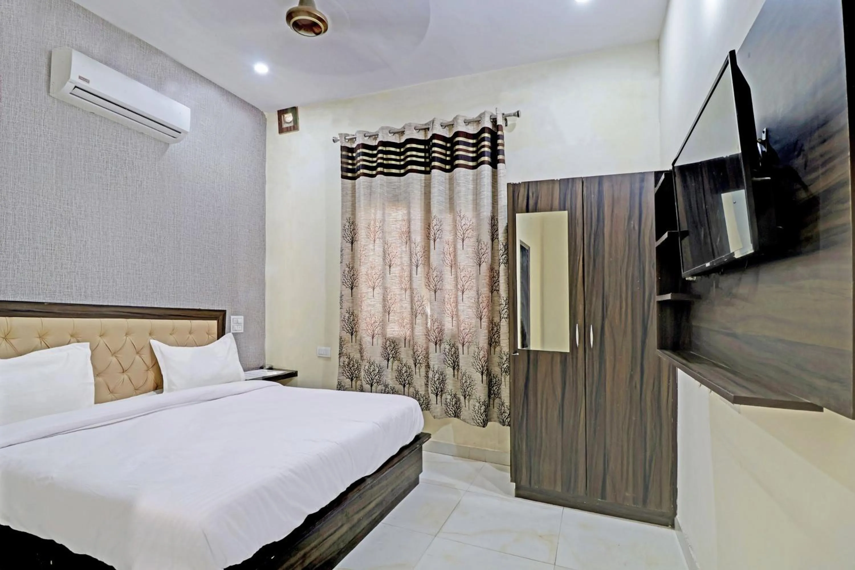 Bedroom, Bed in Hotel O Inn