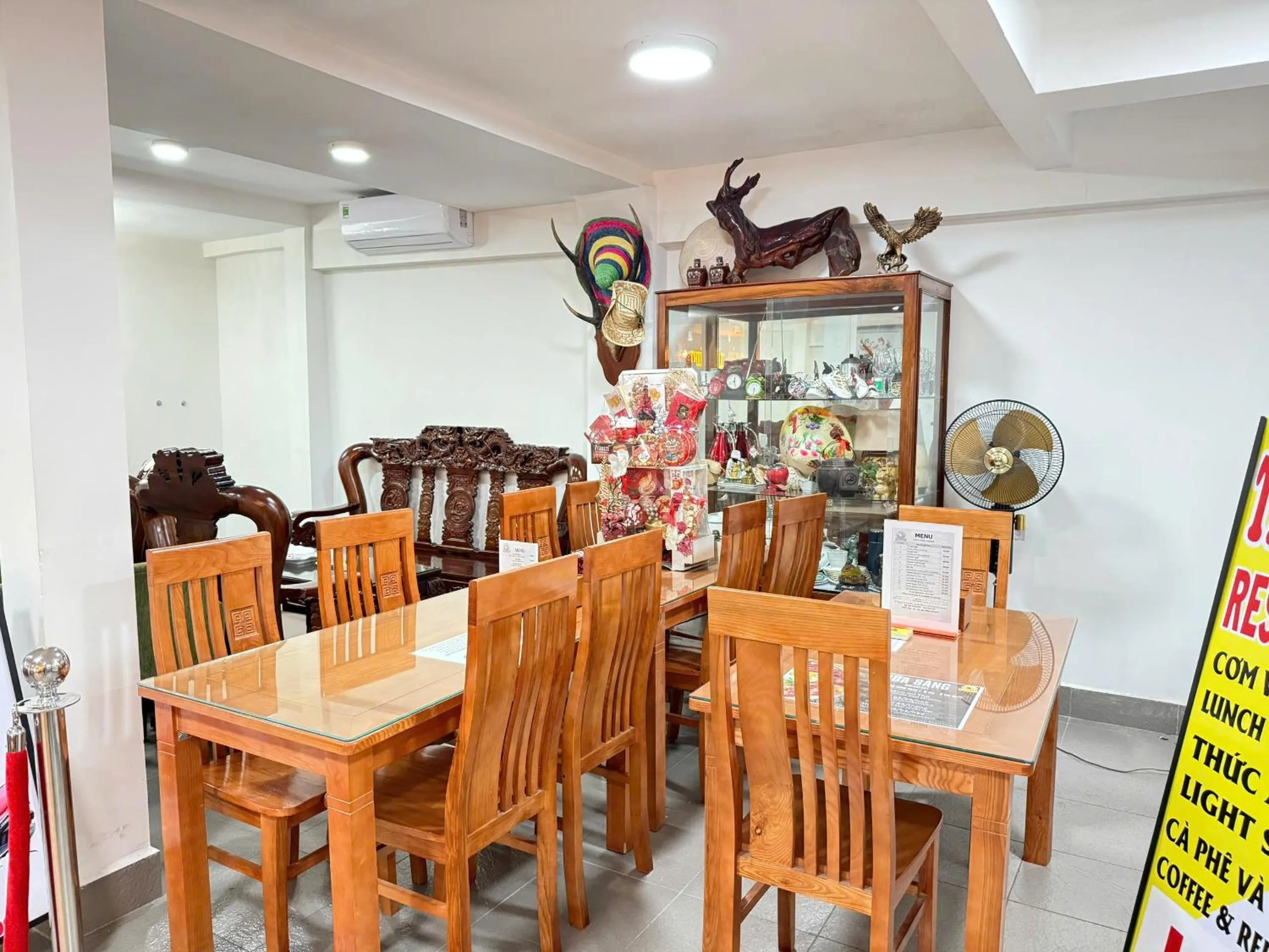 Restaurant/places to eat in Thiên Tài Hotel