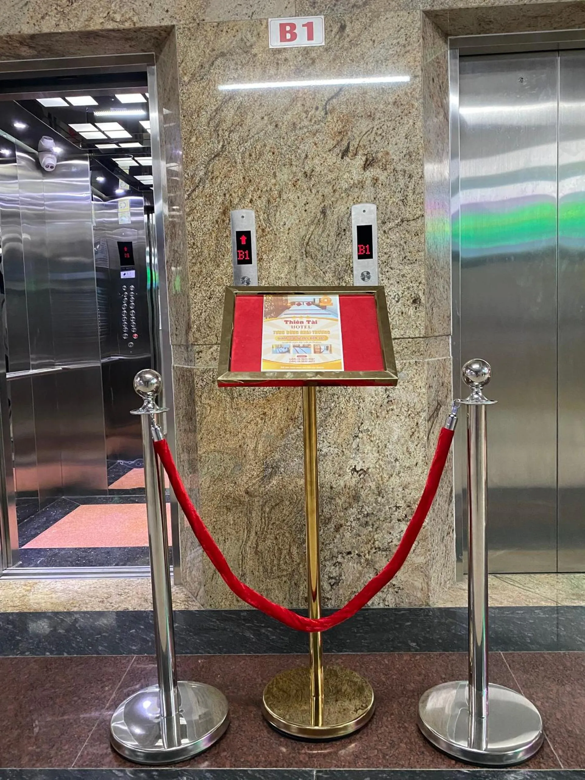 elevator in Thiên Tài Hotel