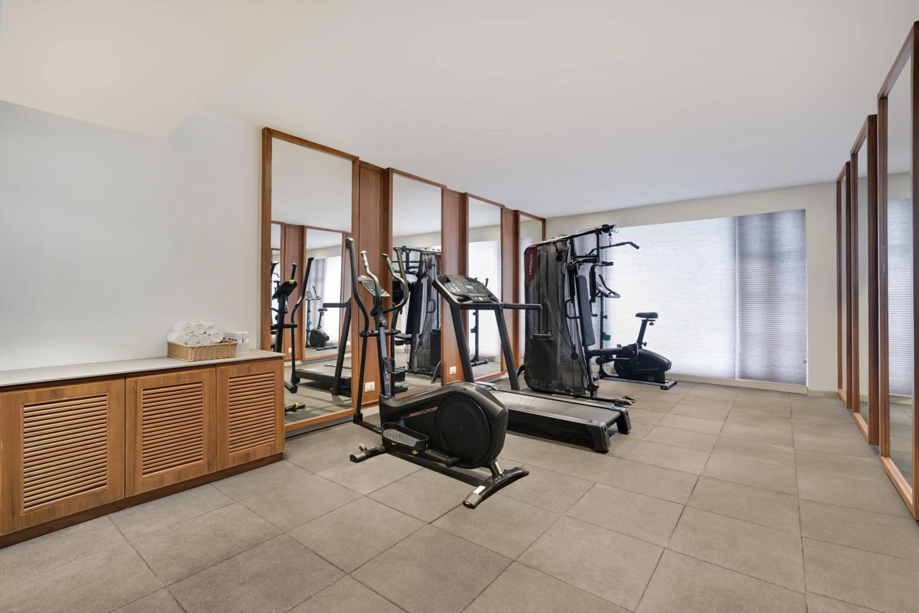 Fitness centre/facilities in Lemon Tree Hotel, Rajkot